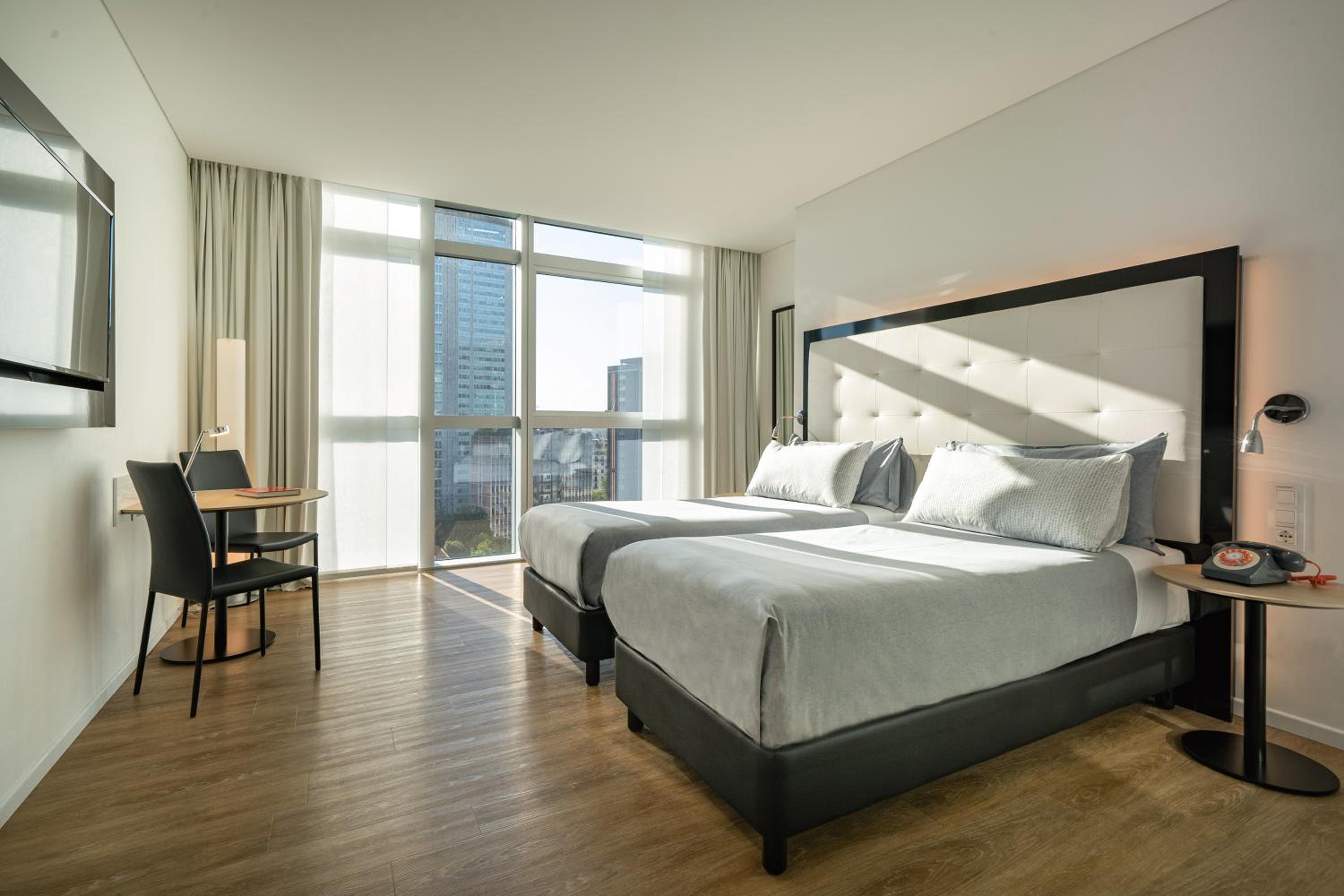 The INNSIDE Room