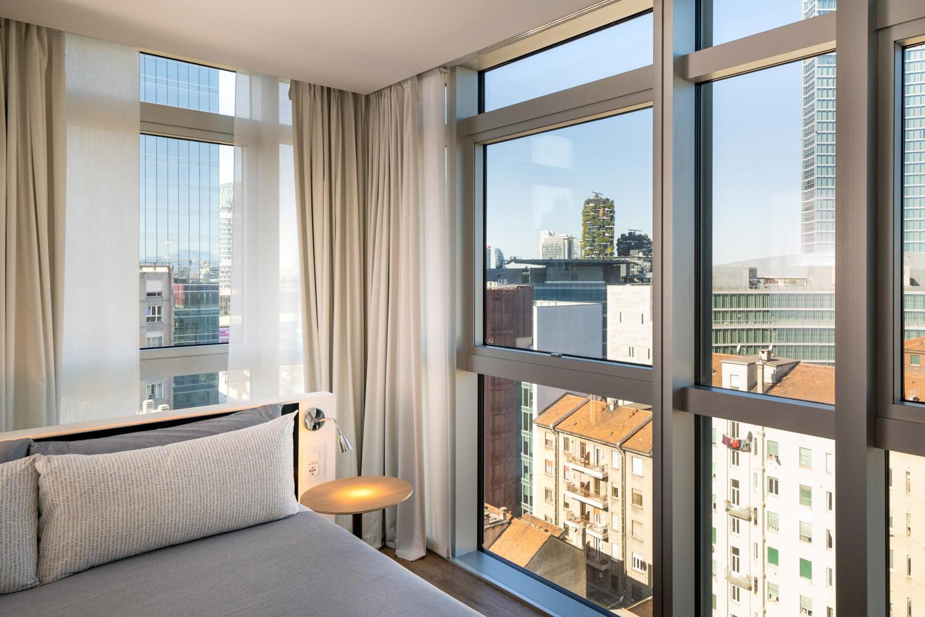 The Innside Room with City View - Photo 7