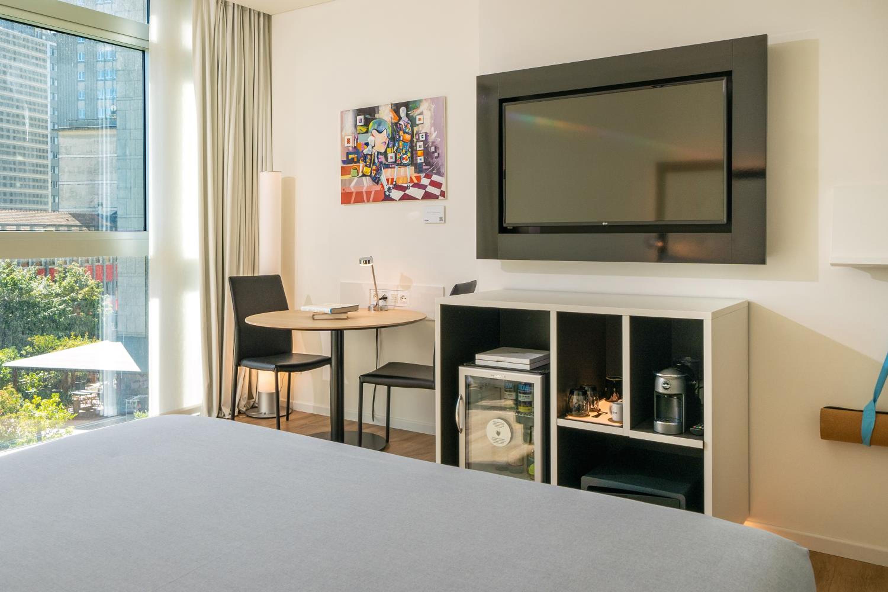 Superior Double Room °The Studio° thumbnail 6