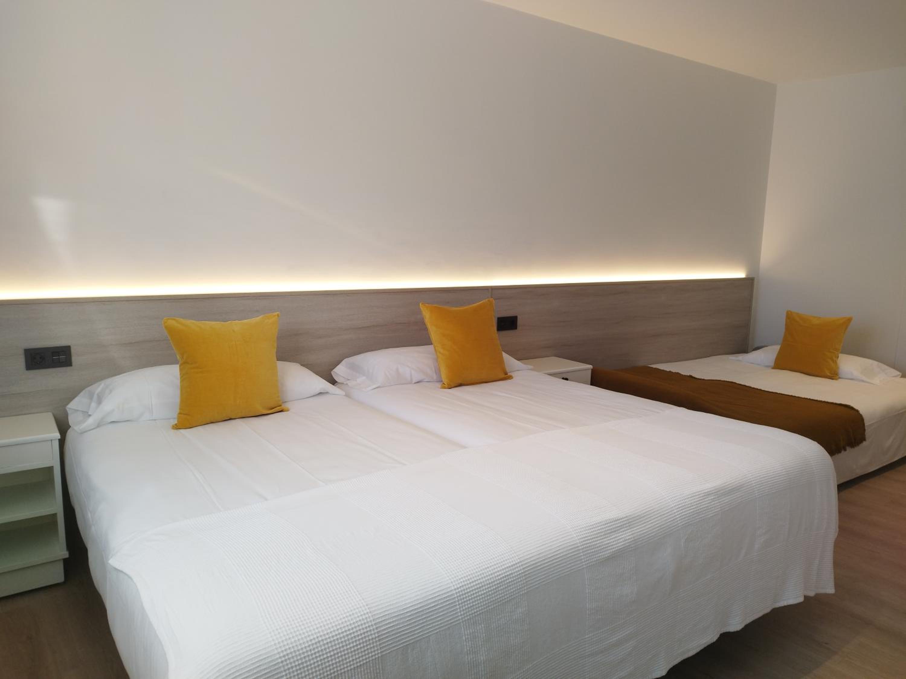 Triple Room - Photo 2