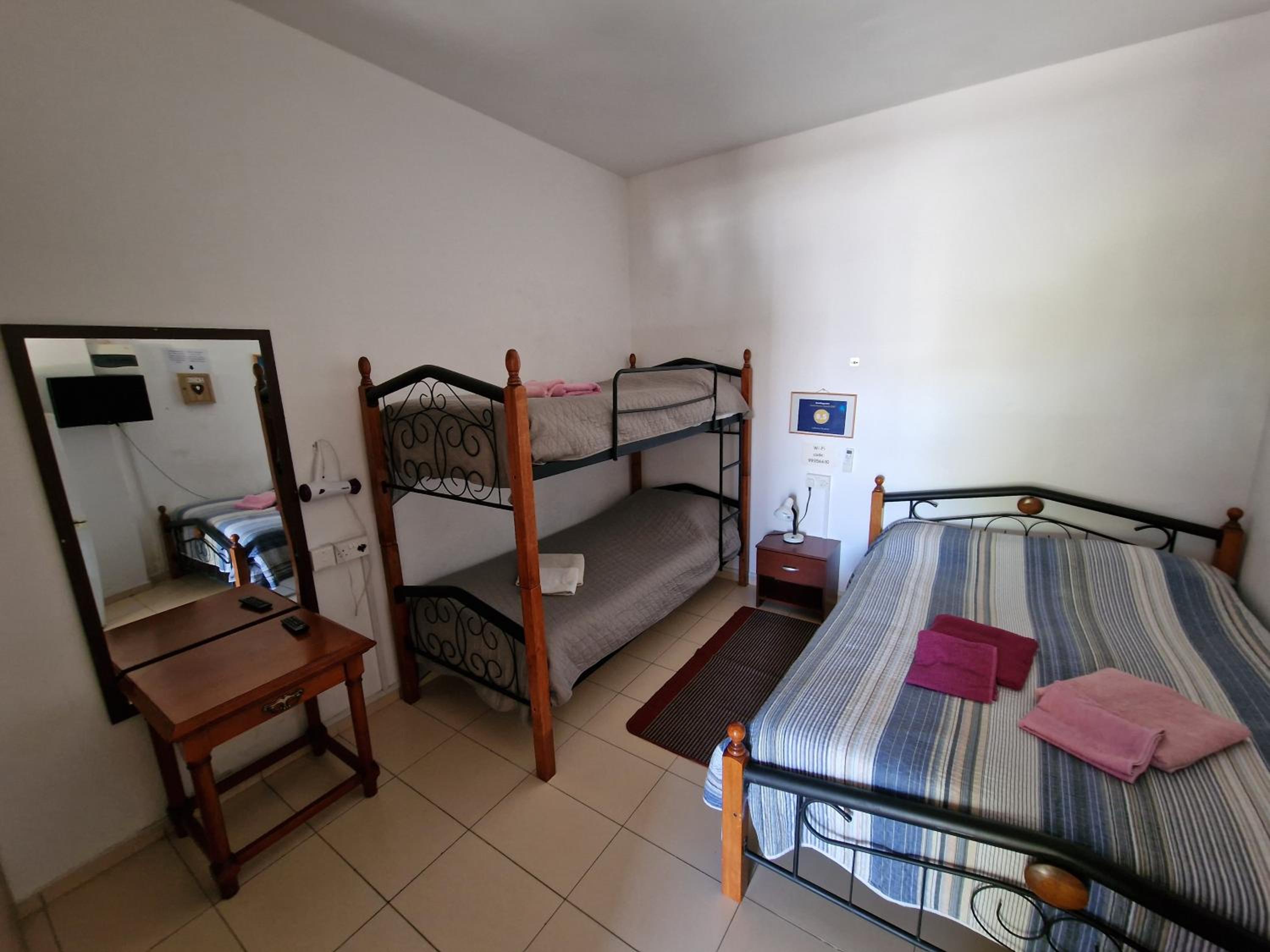 Apartment (2 Adults + 2 Children) - Photo 13