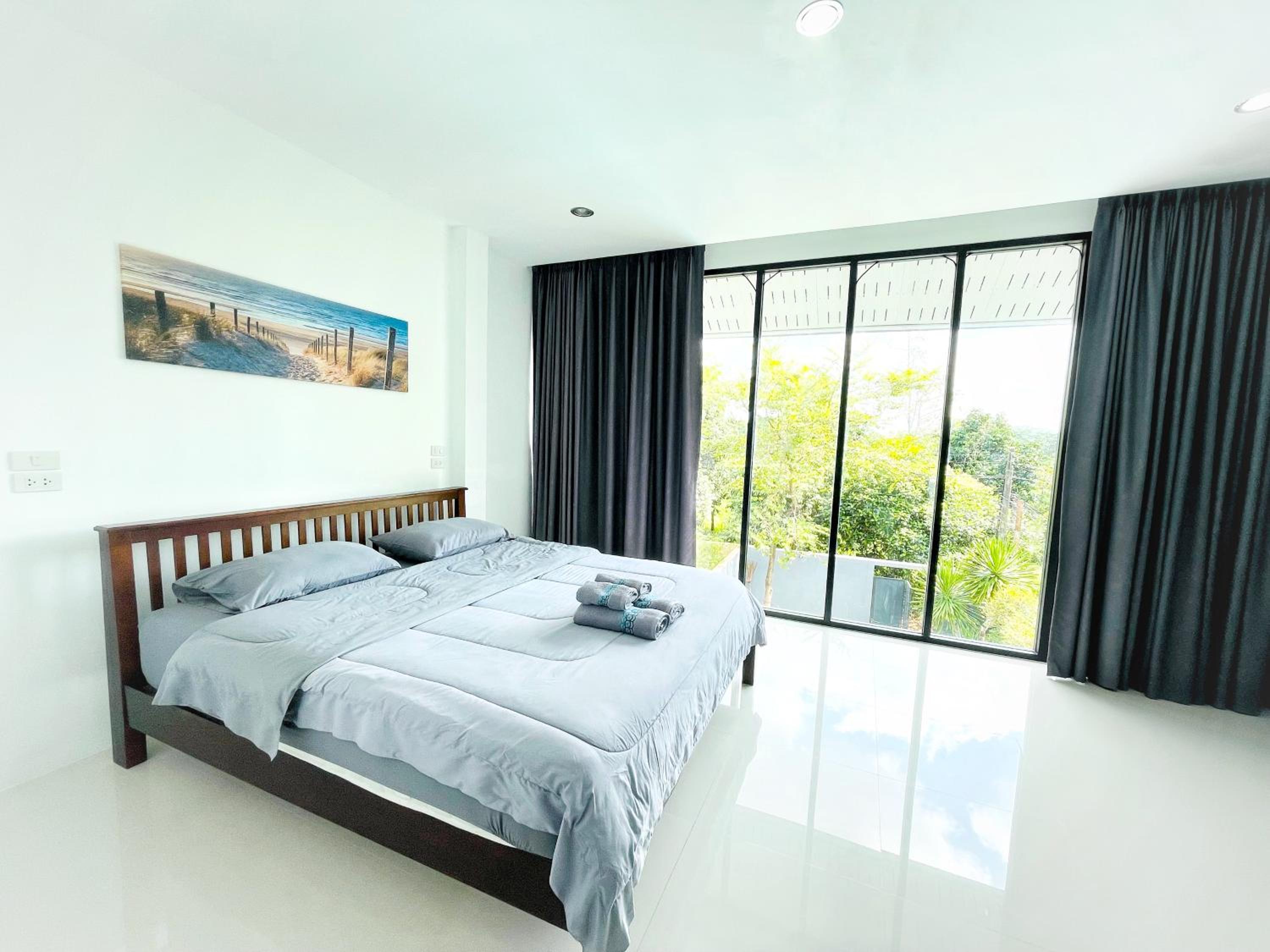 Villa with Private Pool photo 3