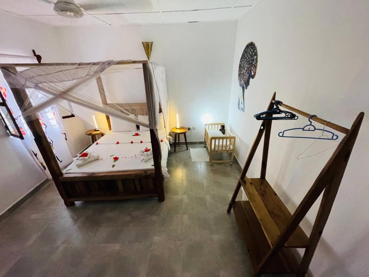 Double Room - Photo 10