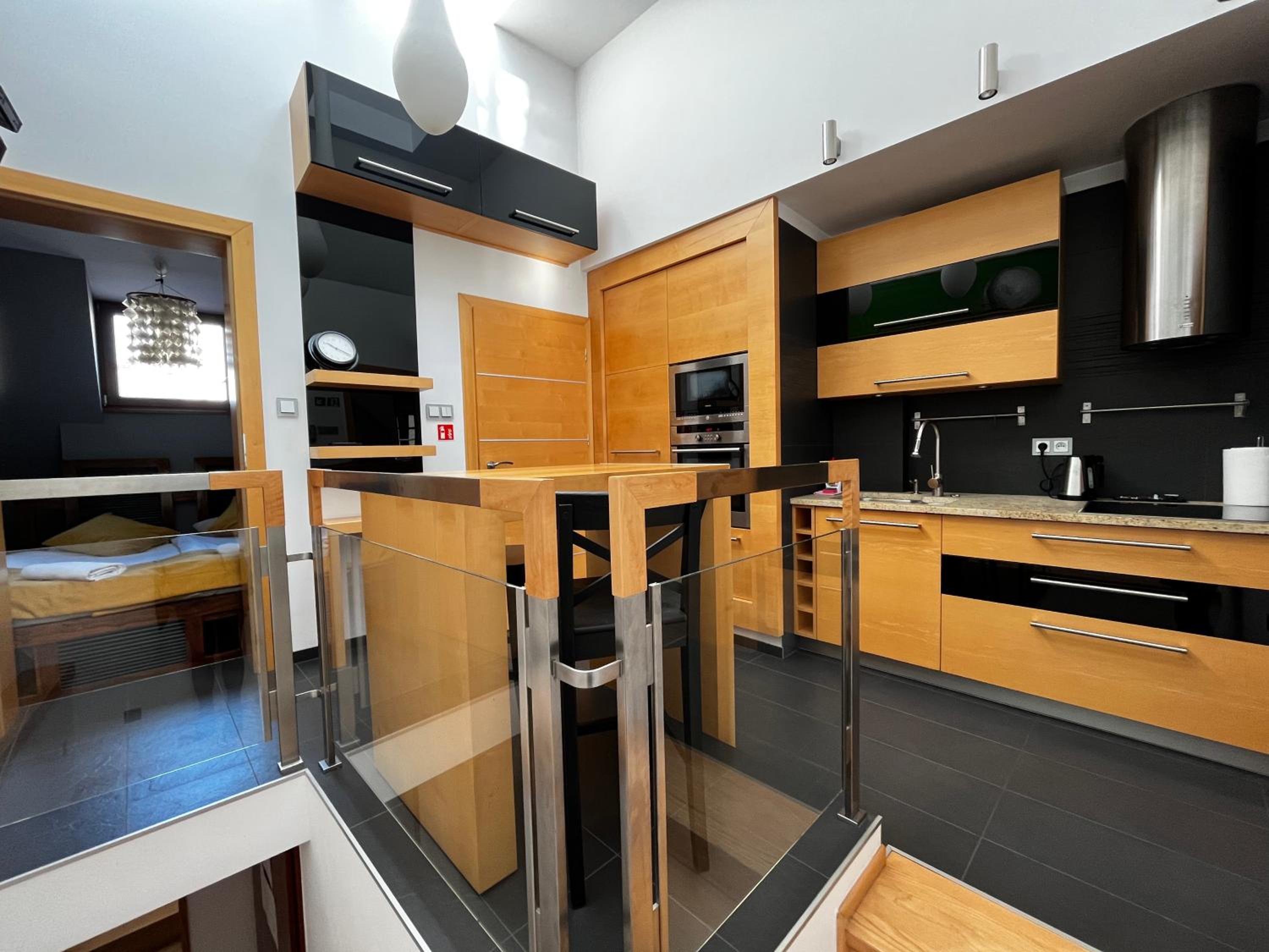 One-Bedroom Apartment - Photo 9