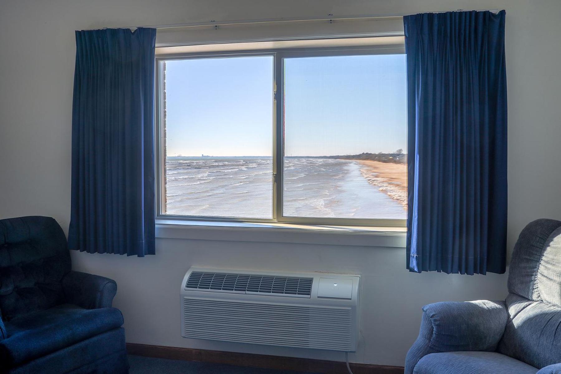 King Room with Lake View photo 3