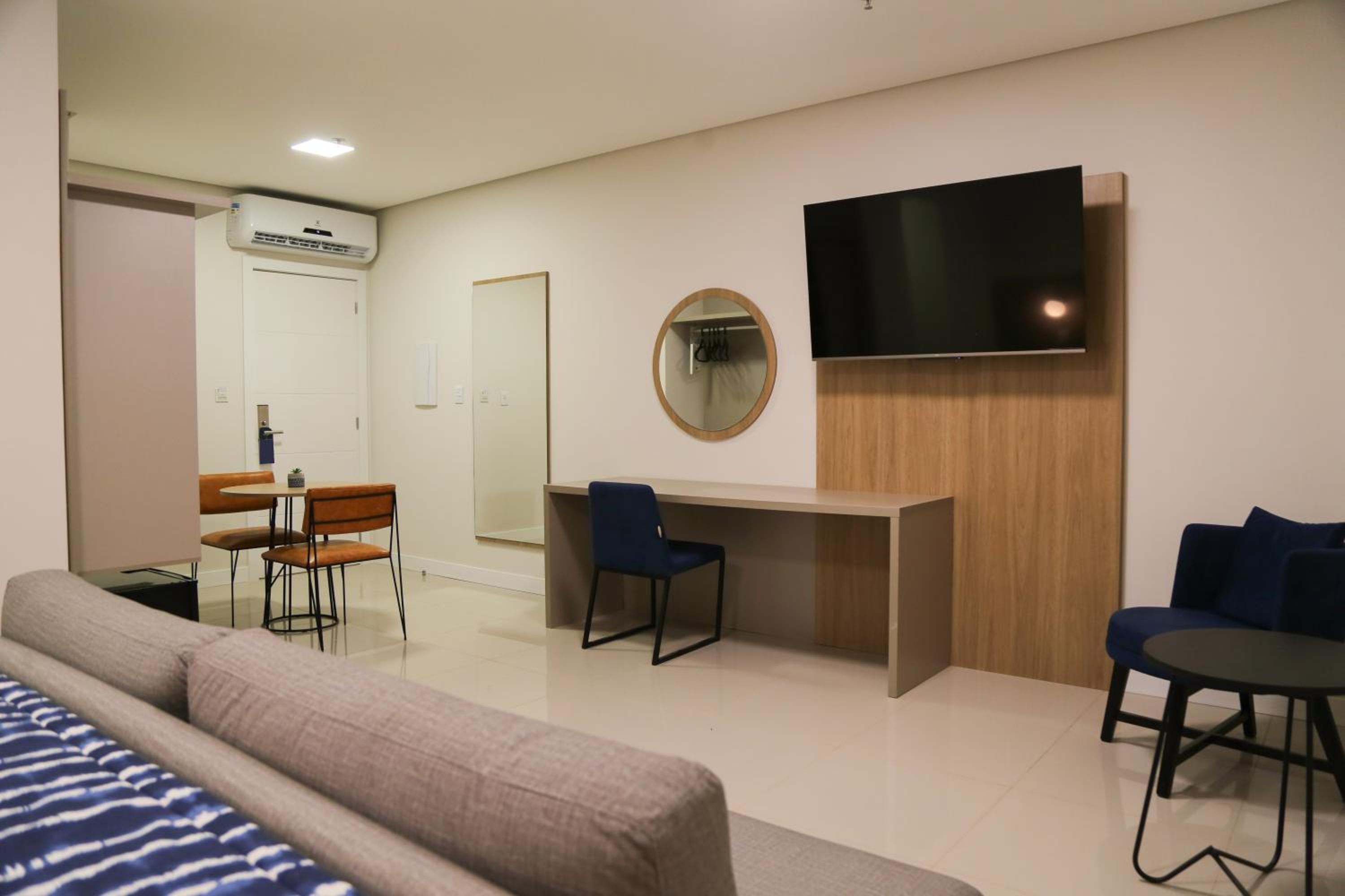 Queen Suite