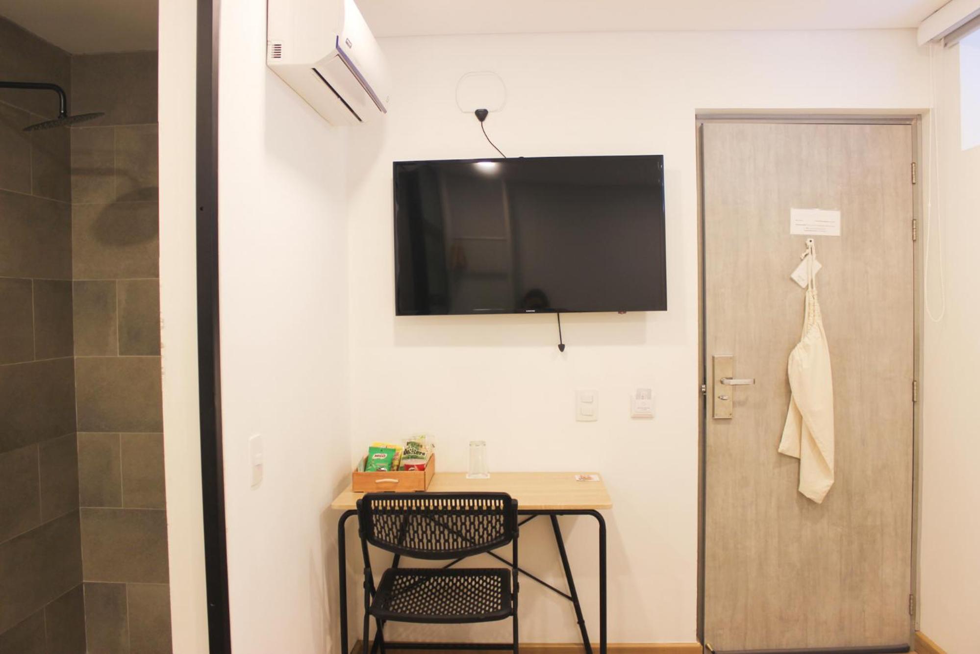 Small Single Room photo 1
