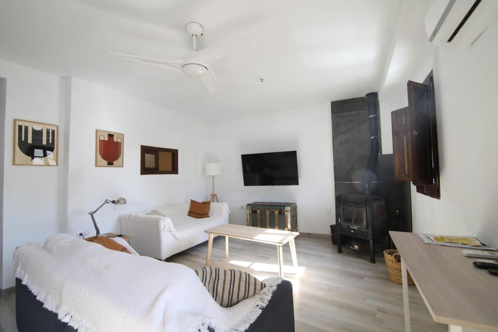 Apartment with Balcony - Photo 1