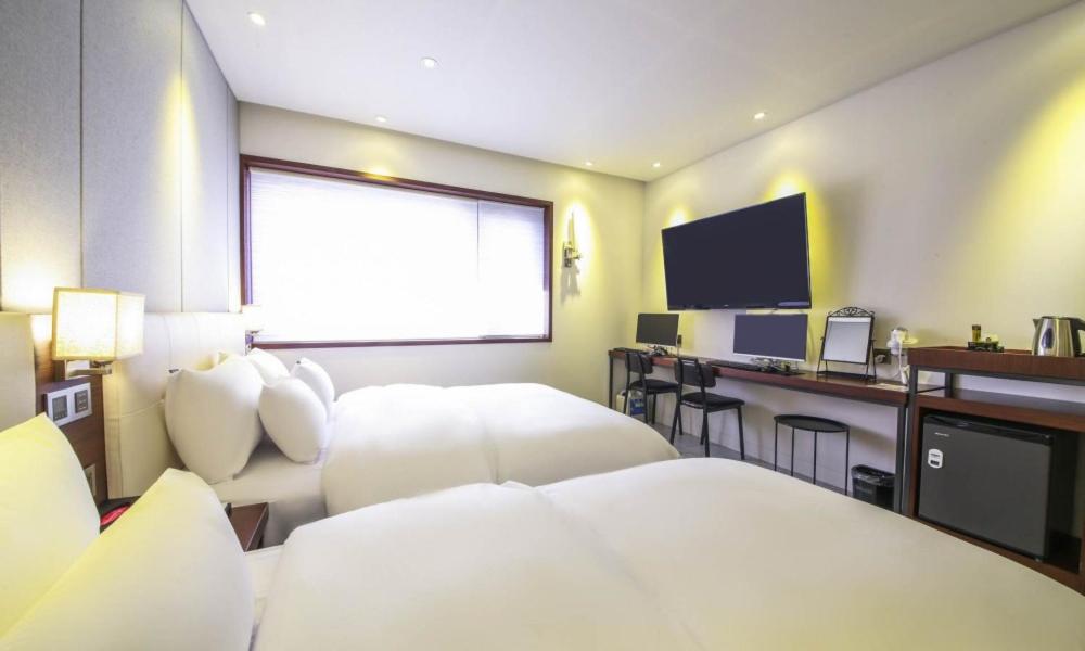Deluxe Twin Room
