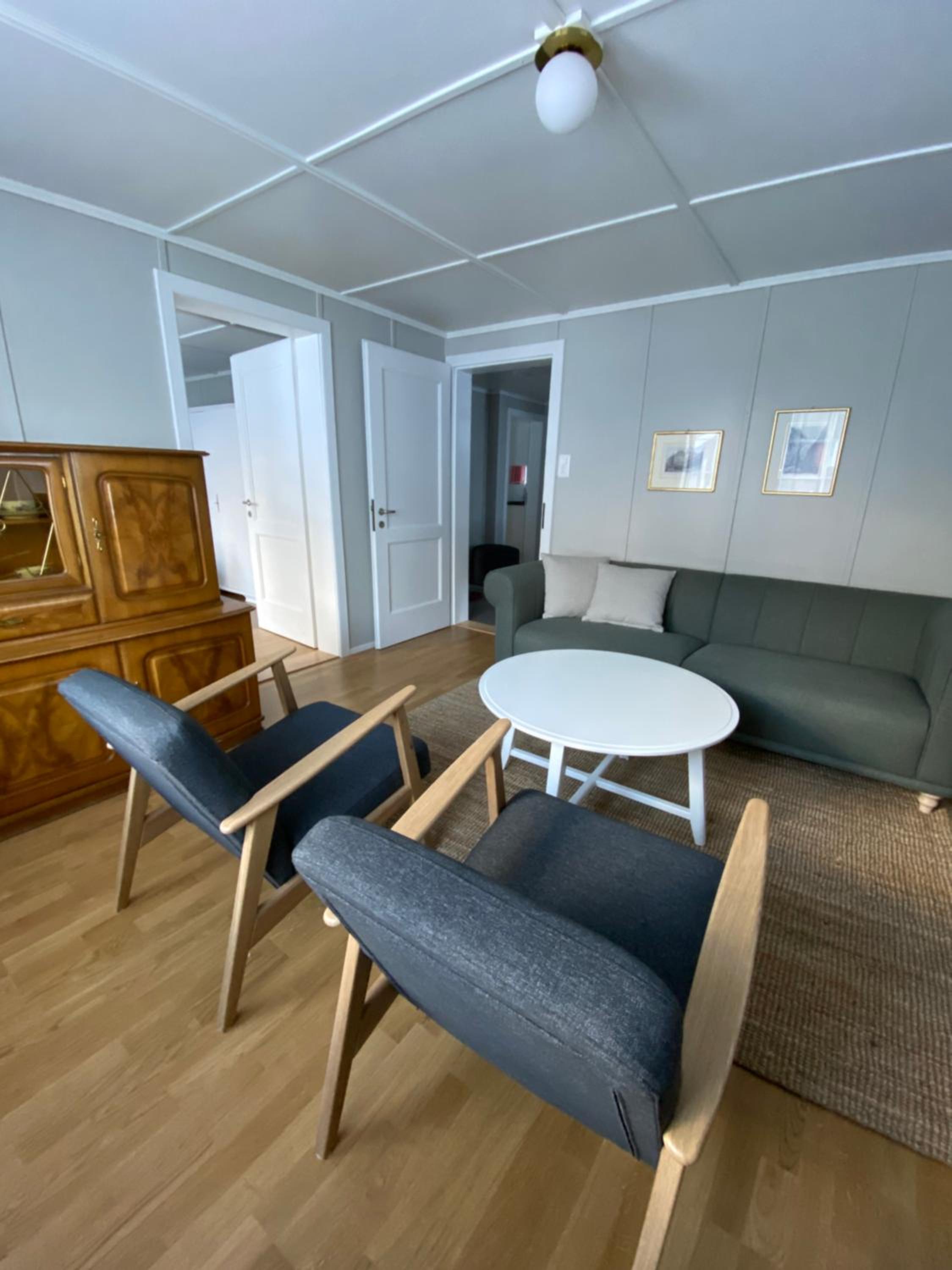 Three-Bedroom Apartment photo 3