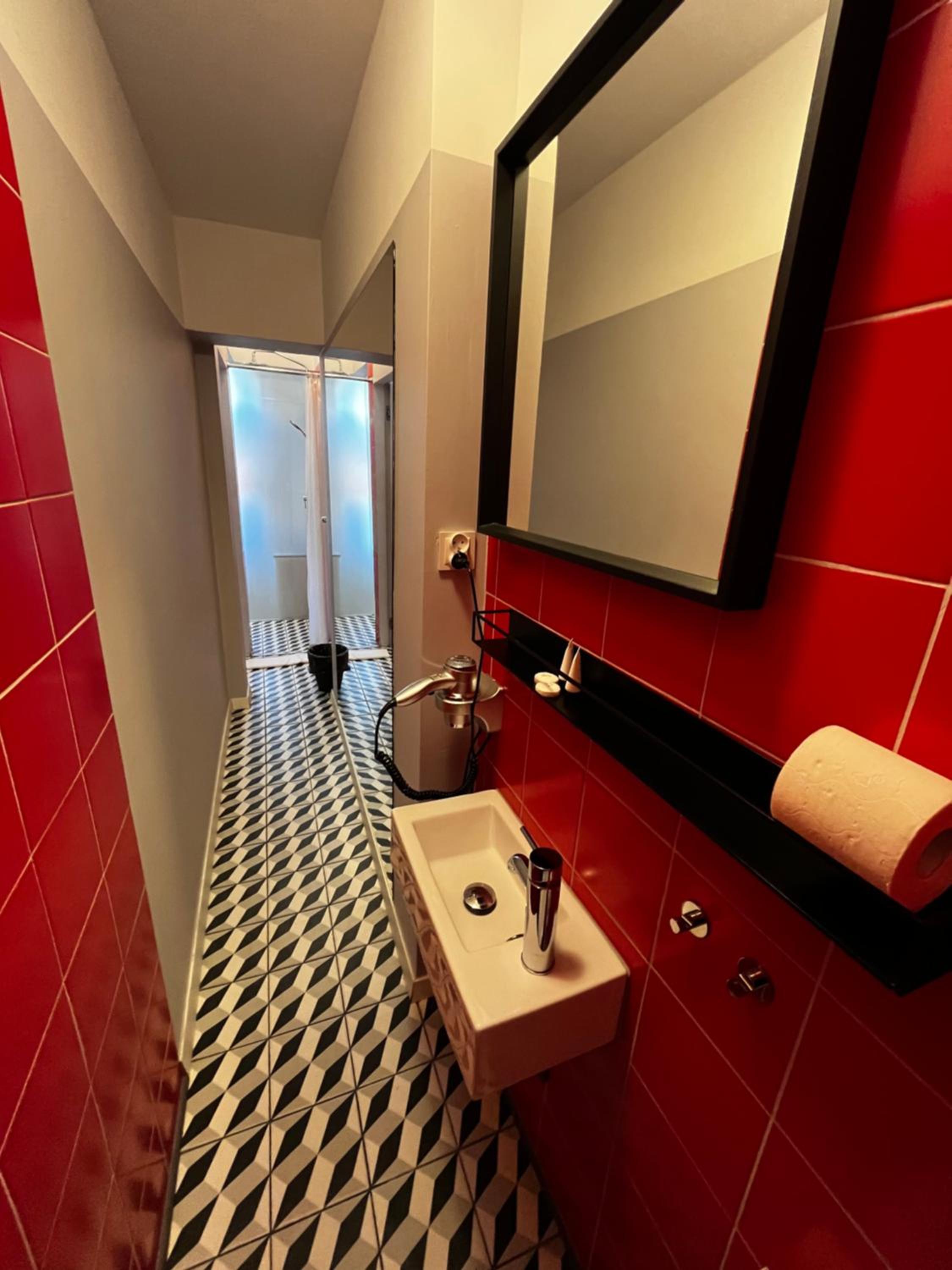 Standard Double Room - Photo 17
