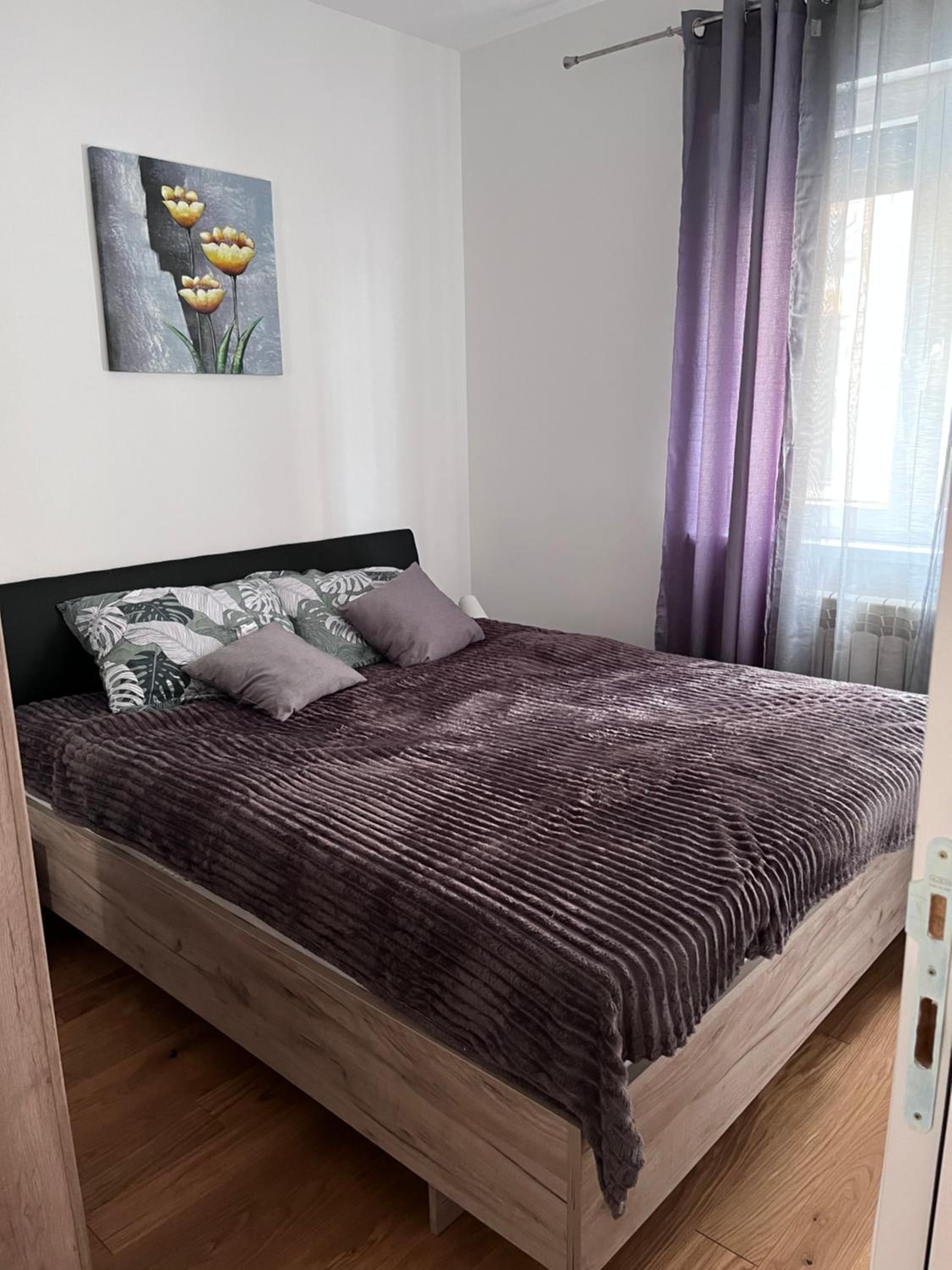 Two-Bedroom Apartment - Photo 24