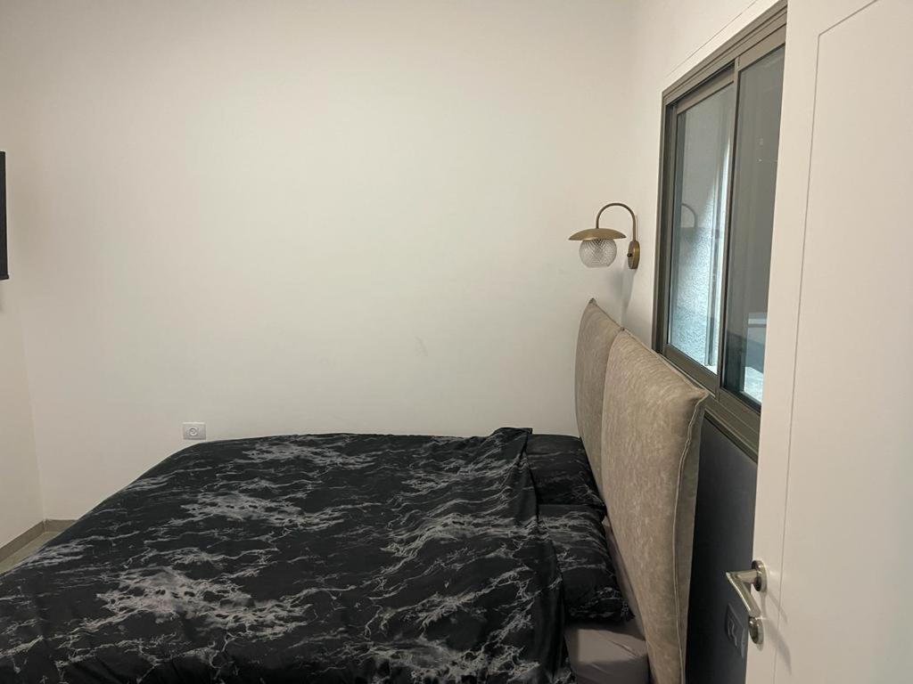 One-Bedroom Apartment - Photo 13
