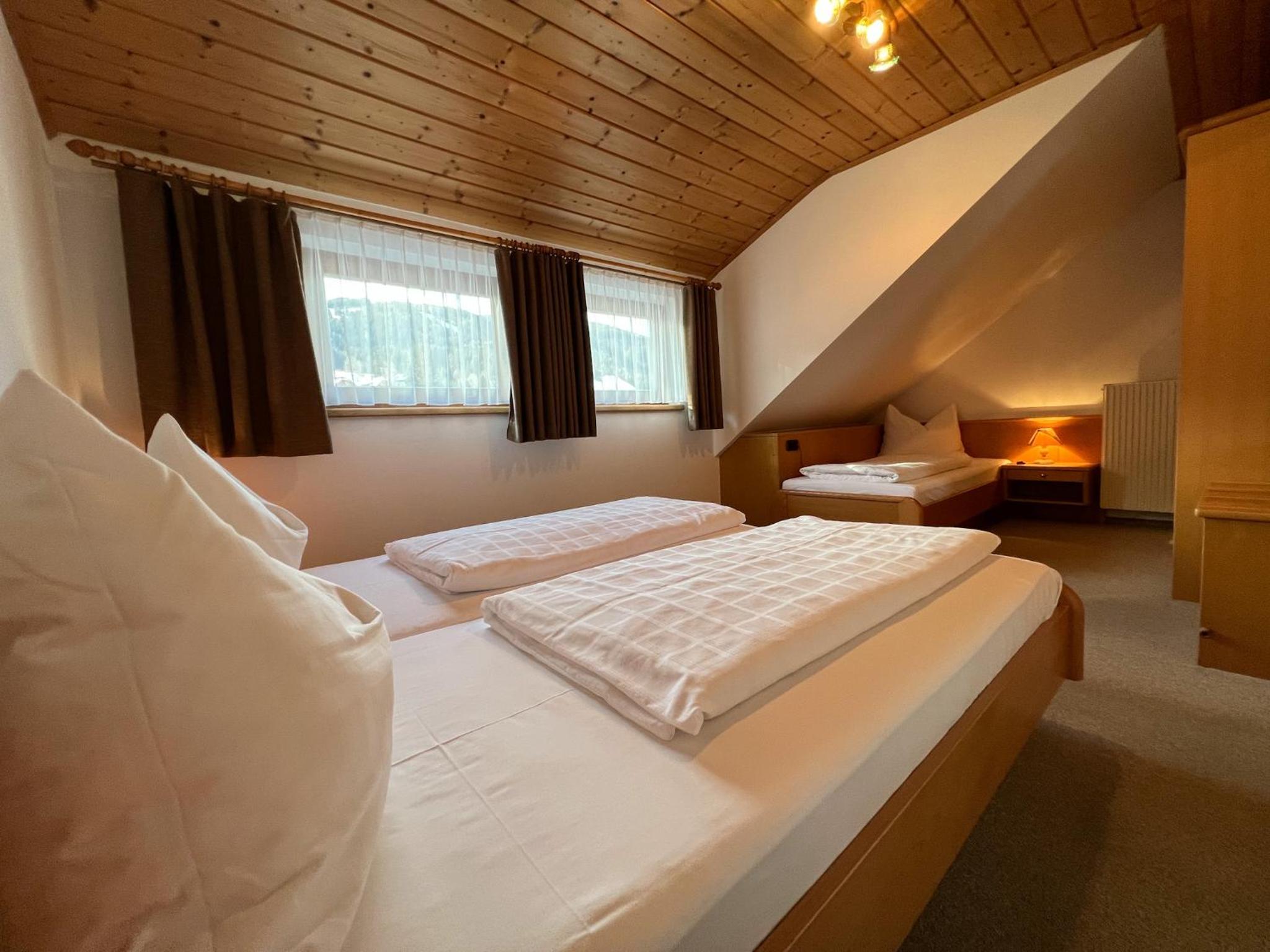 Apartment photo 3