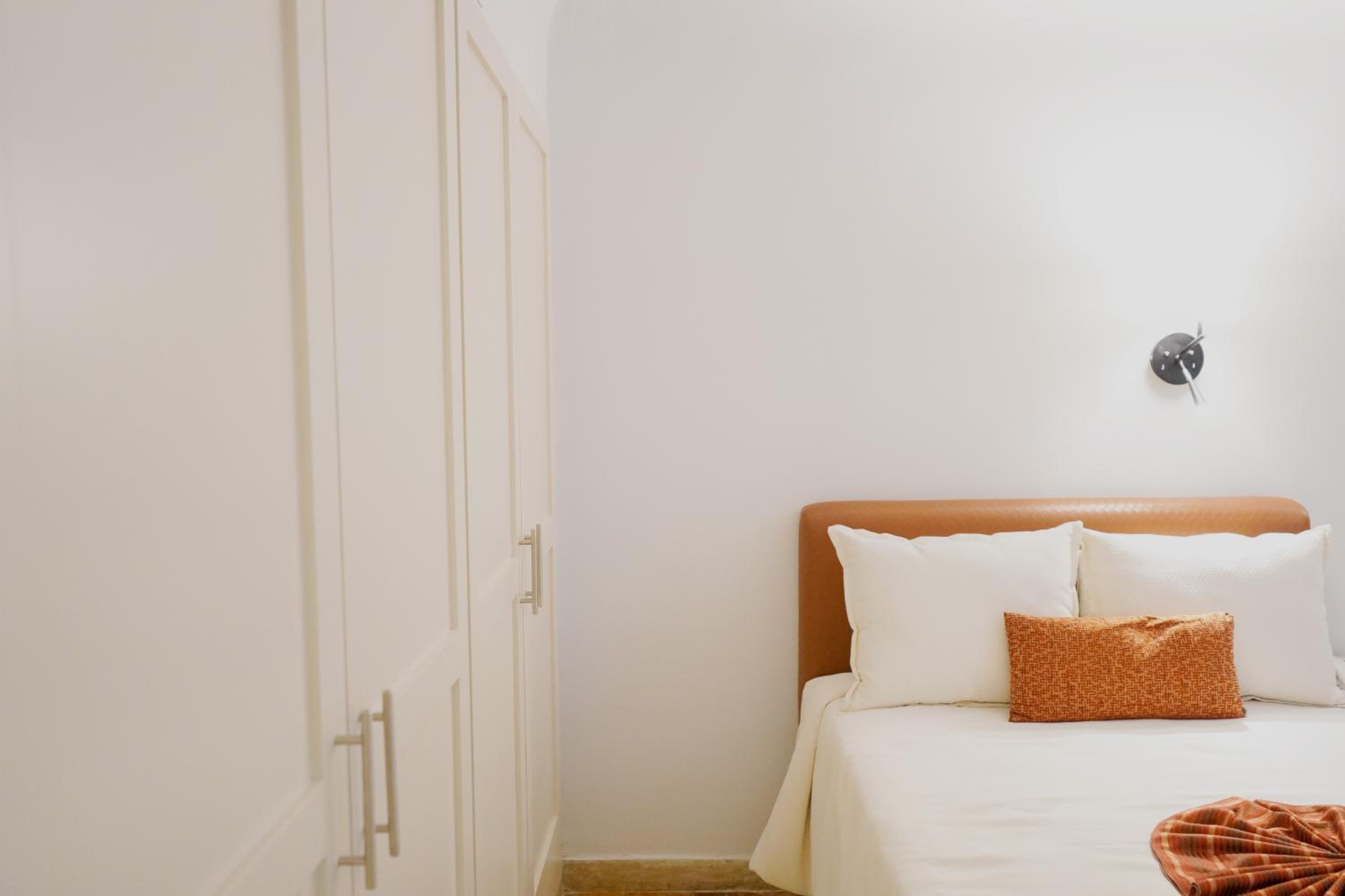 Junior Suite with Garden View - Photo 11