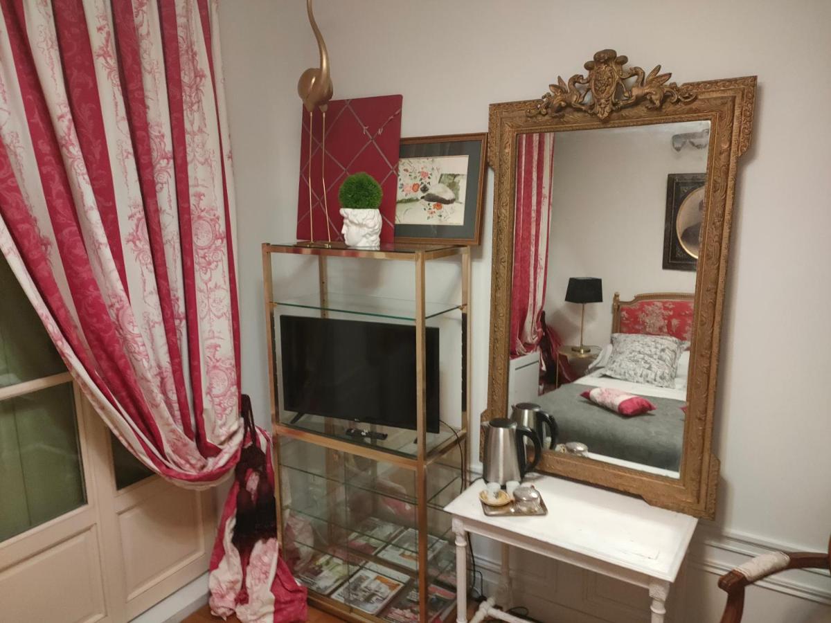 Queen Room - Disability Access photo 3