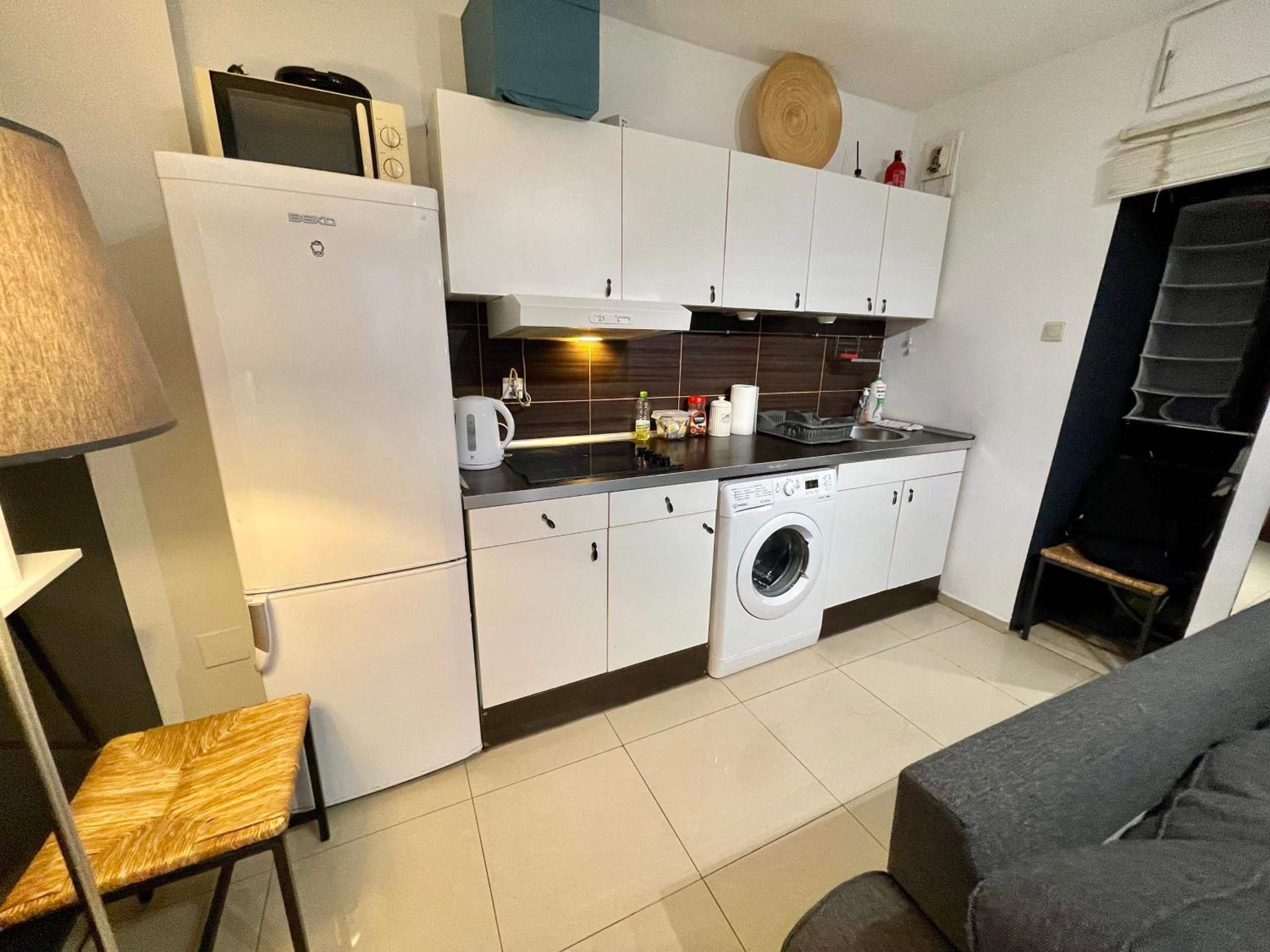One-Bedroom Apartment - Photo 62