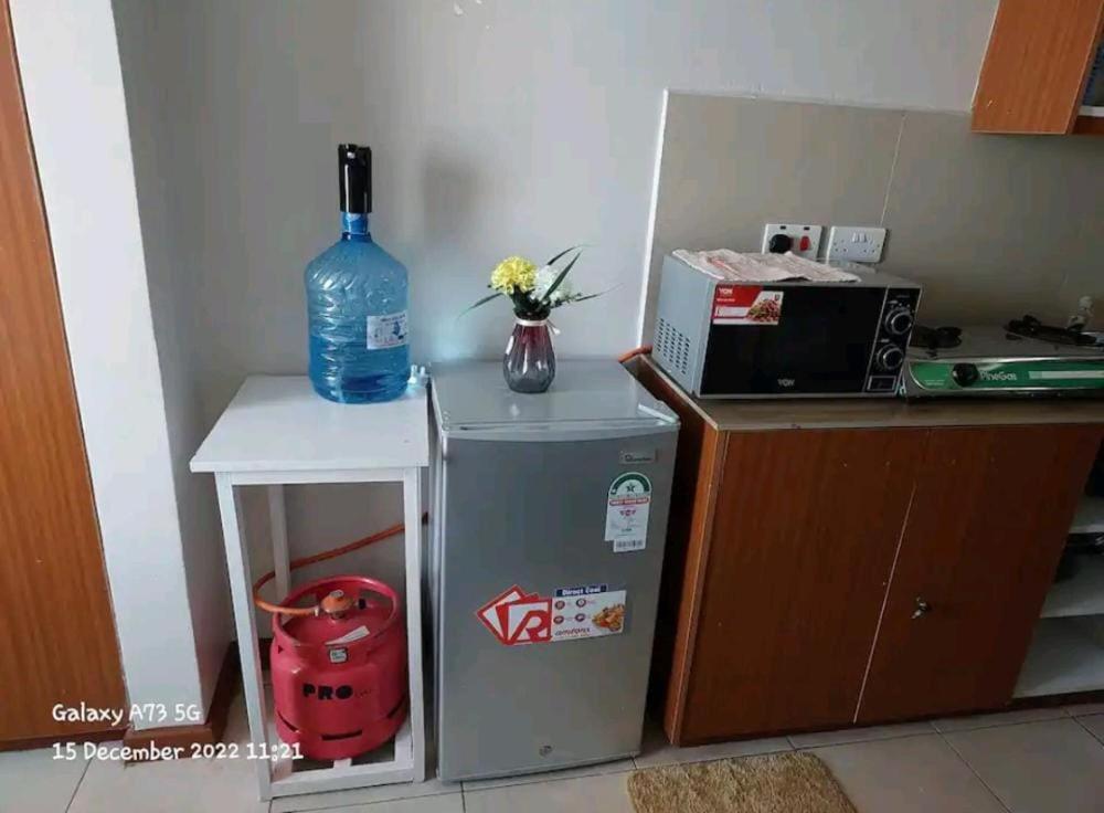 One-Bedroom Apartment photo 3