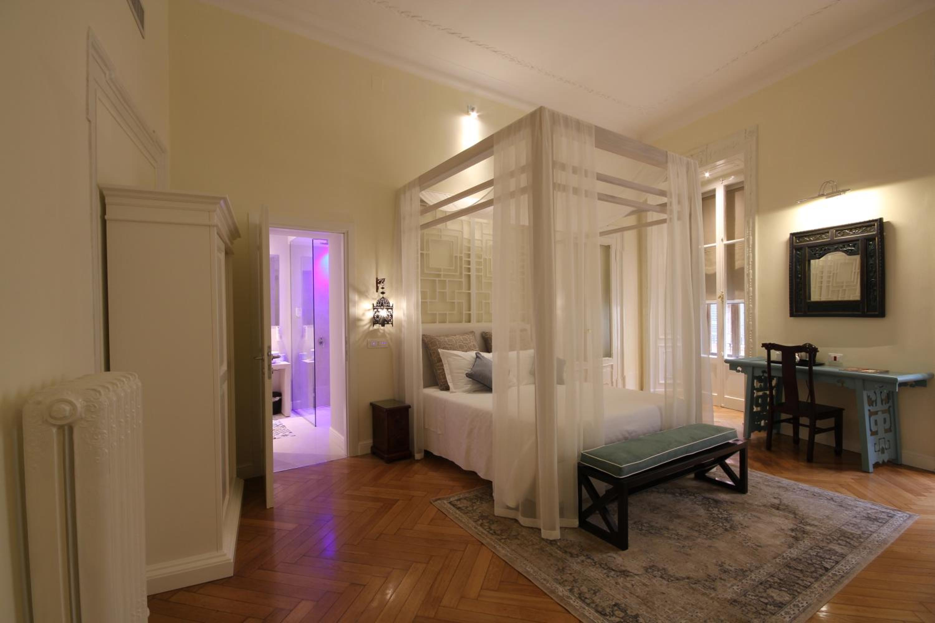 Deluxe Double Room - Separate Building - Photo 7