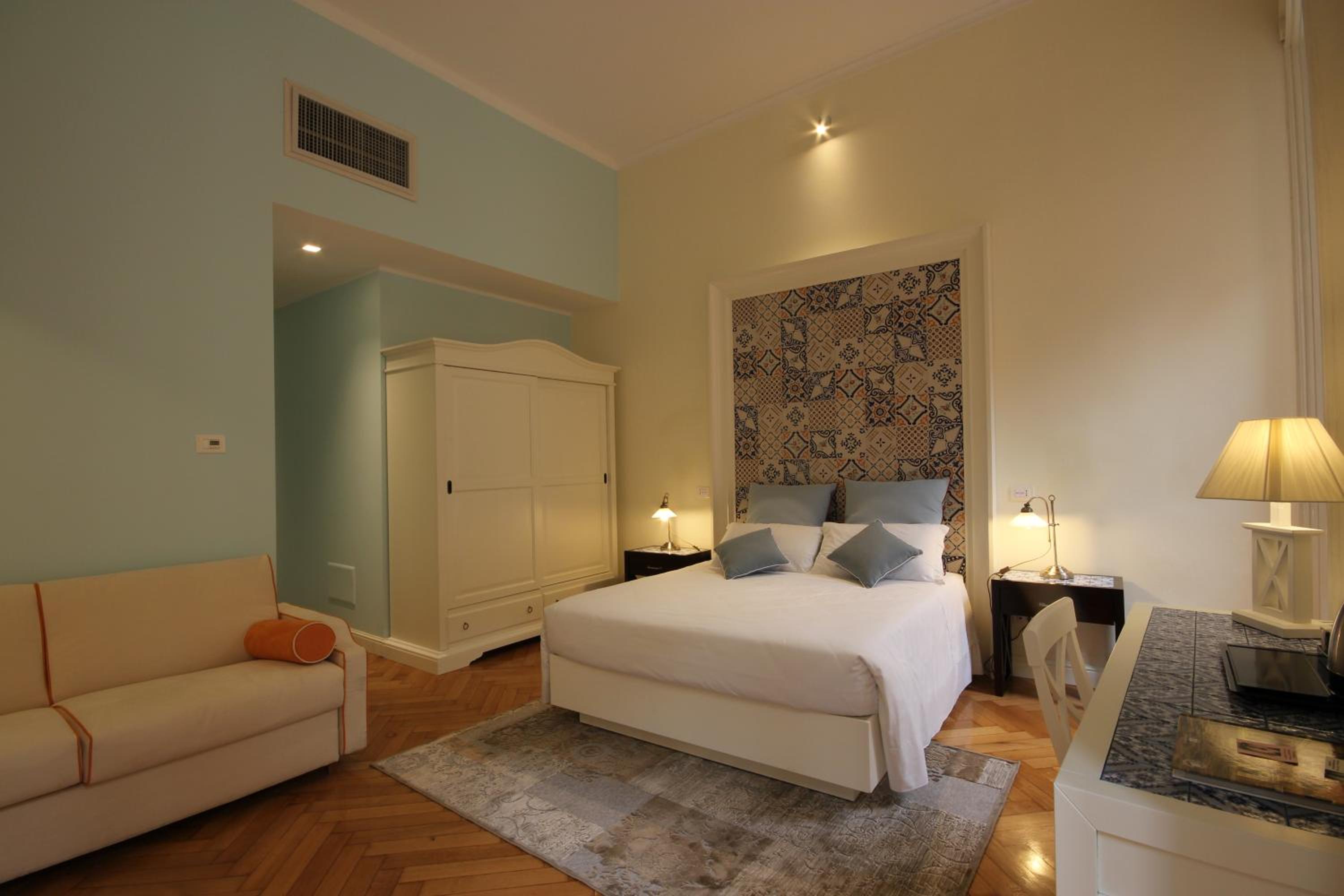 Deluxe Double Room - Separate Building - Photo 16