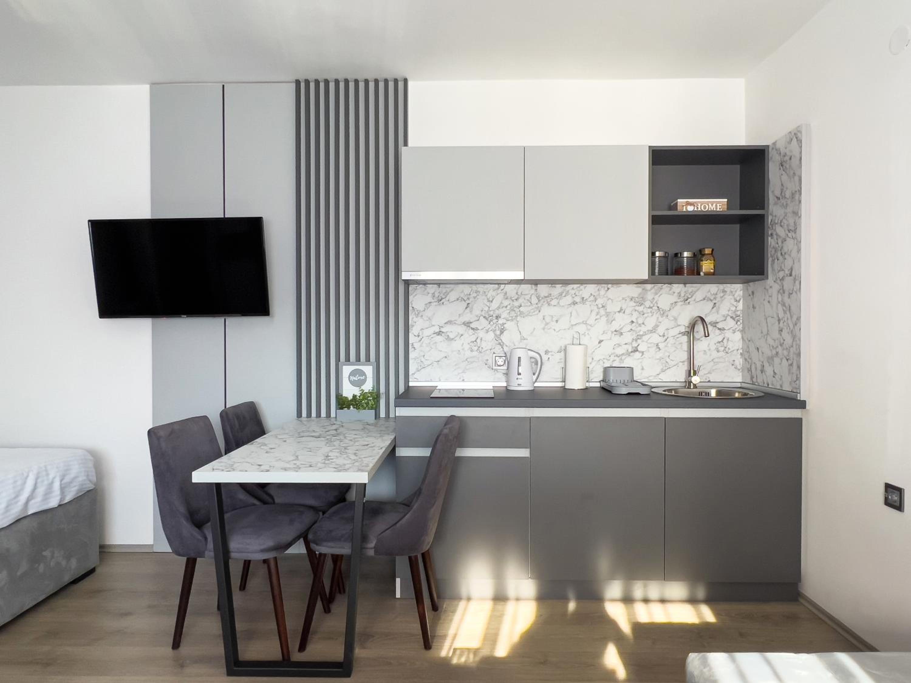 Studio Apartment