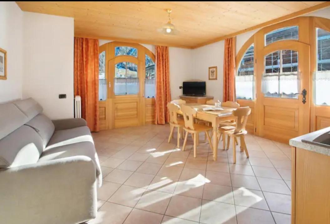 Apartment with Garden View - Photo 1