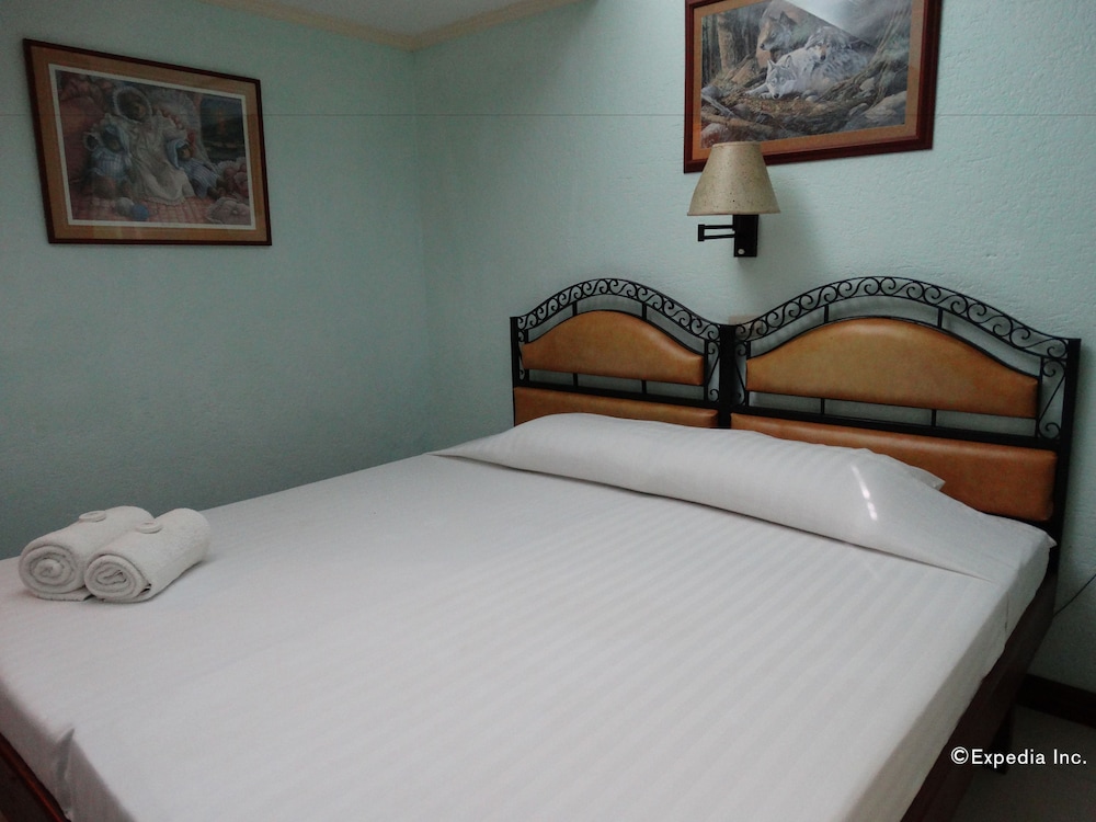 Standard Room photo 2