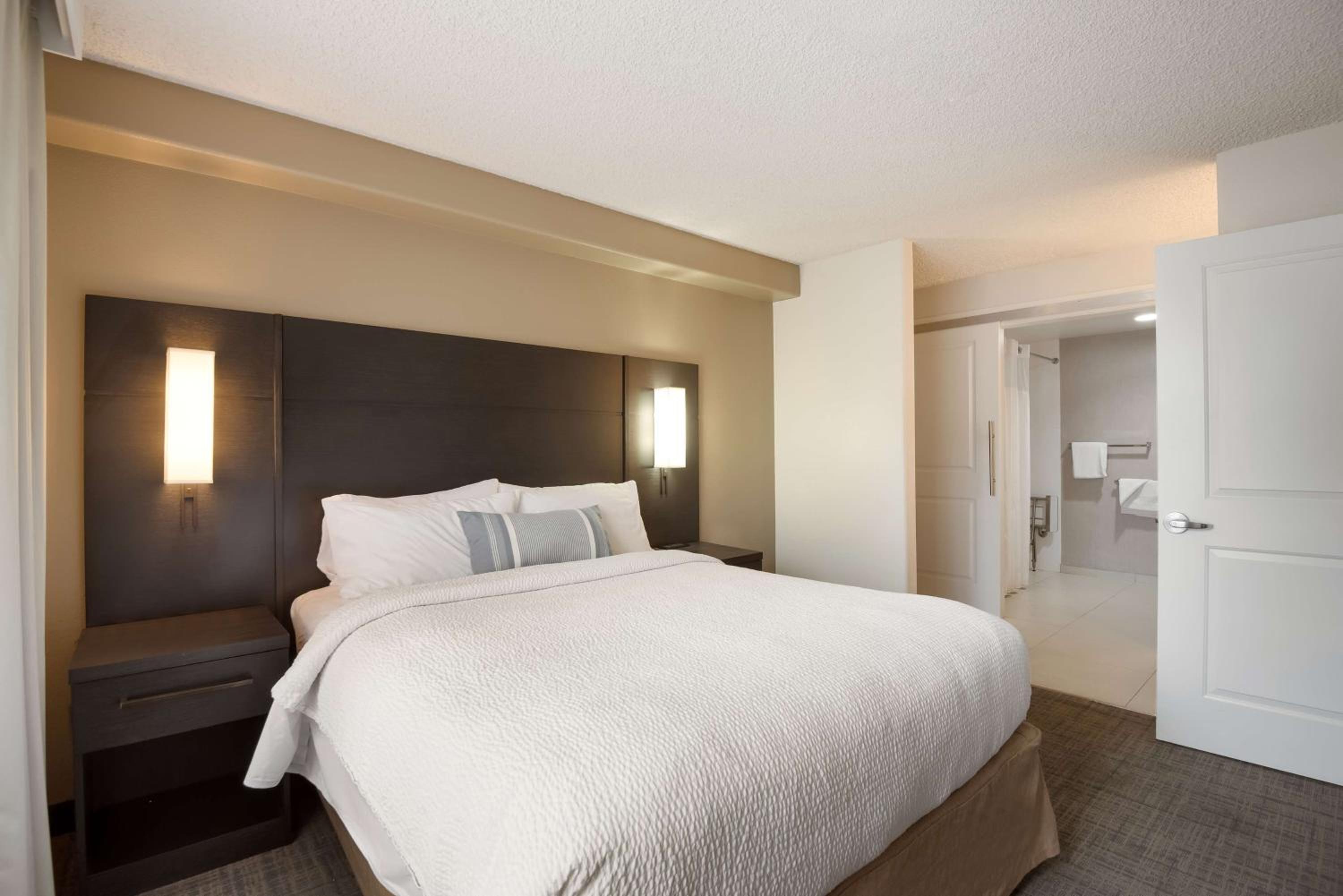 King Studio Suite - Photo 2