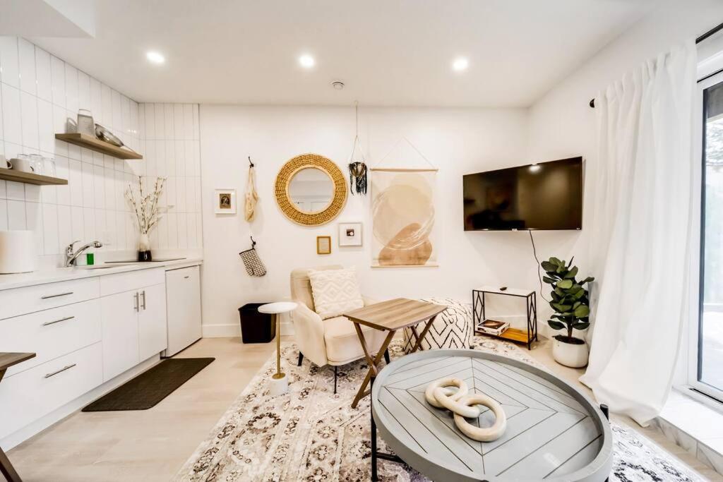 One-Bedroom Suite
