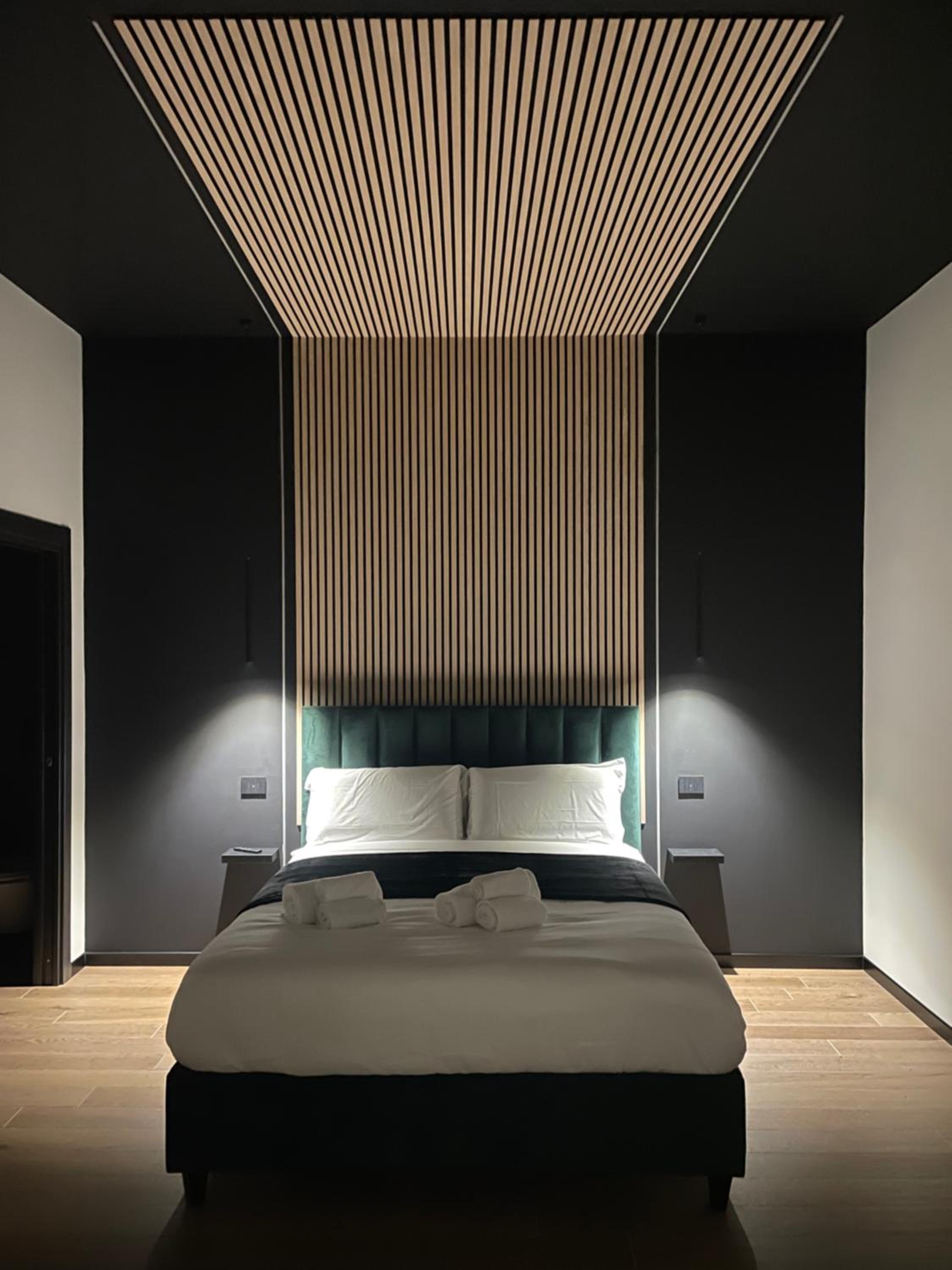 Two-Bedroom Deluxe Apartment with Balcony