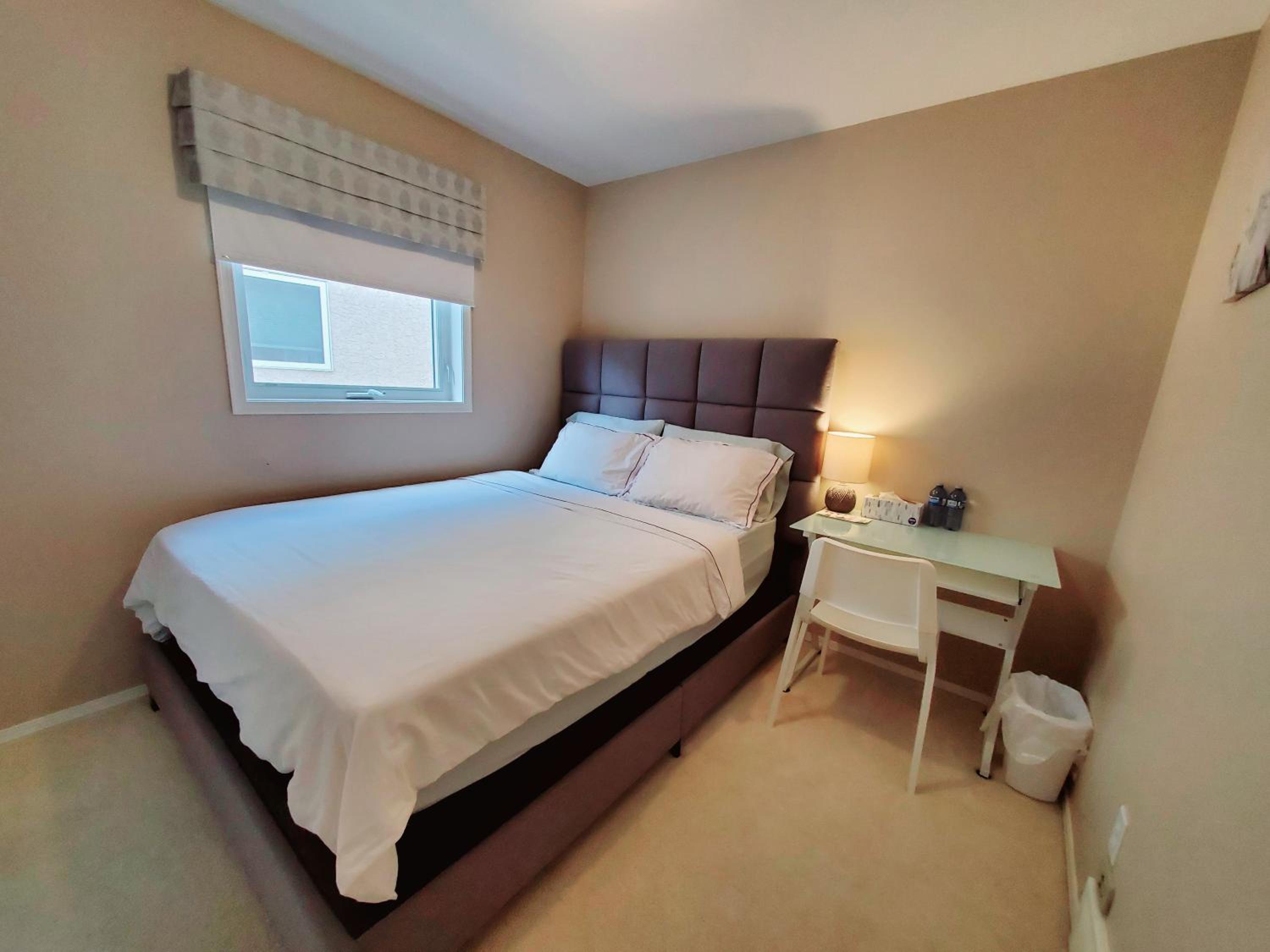 Single Room with Shared Bathroom photo 2