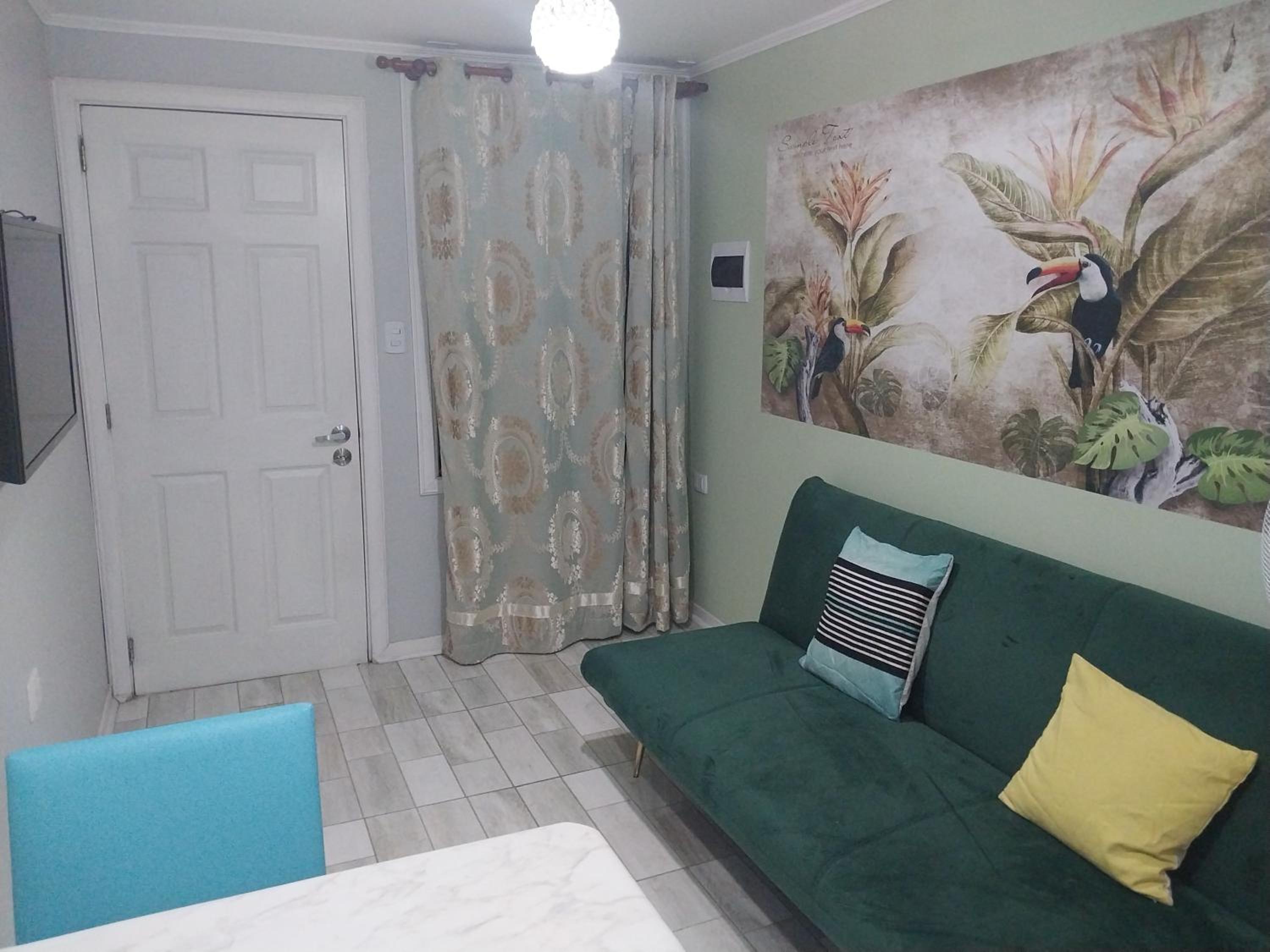 One-Bedroom Apartment photo 2