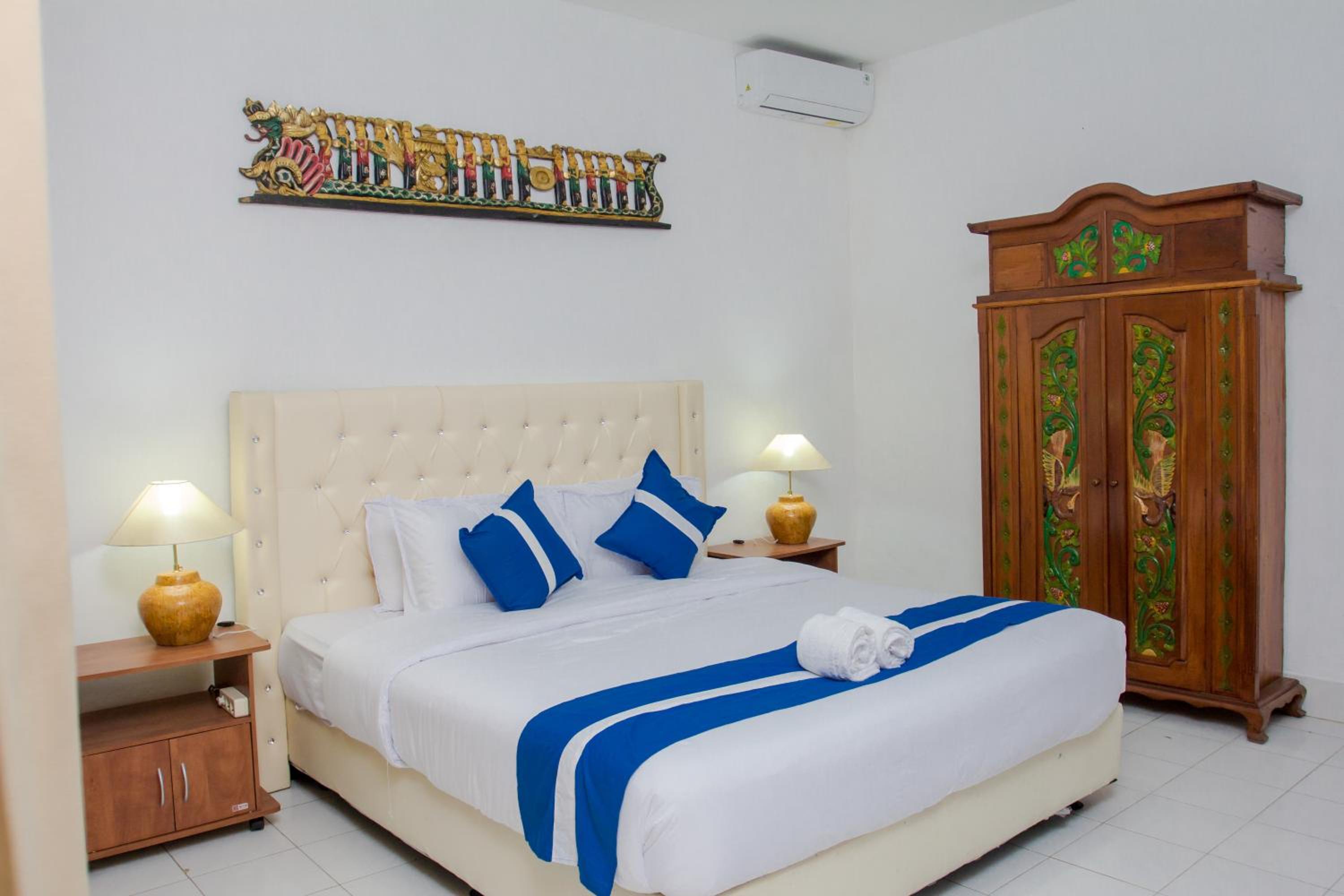 Superior King Room - Photo 7