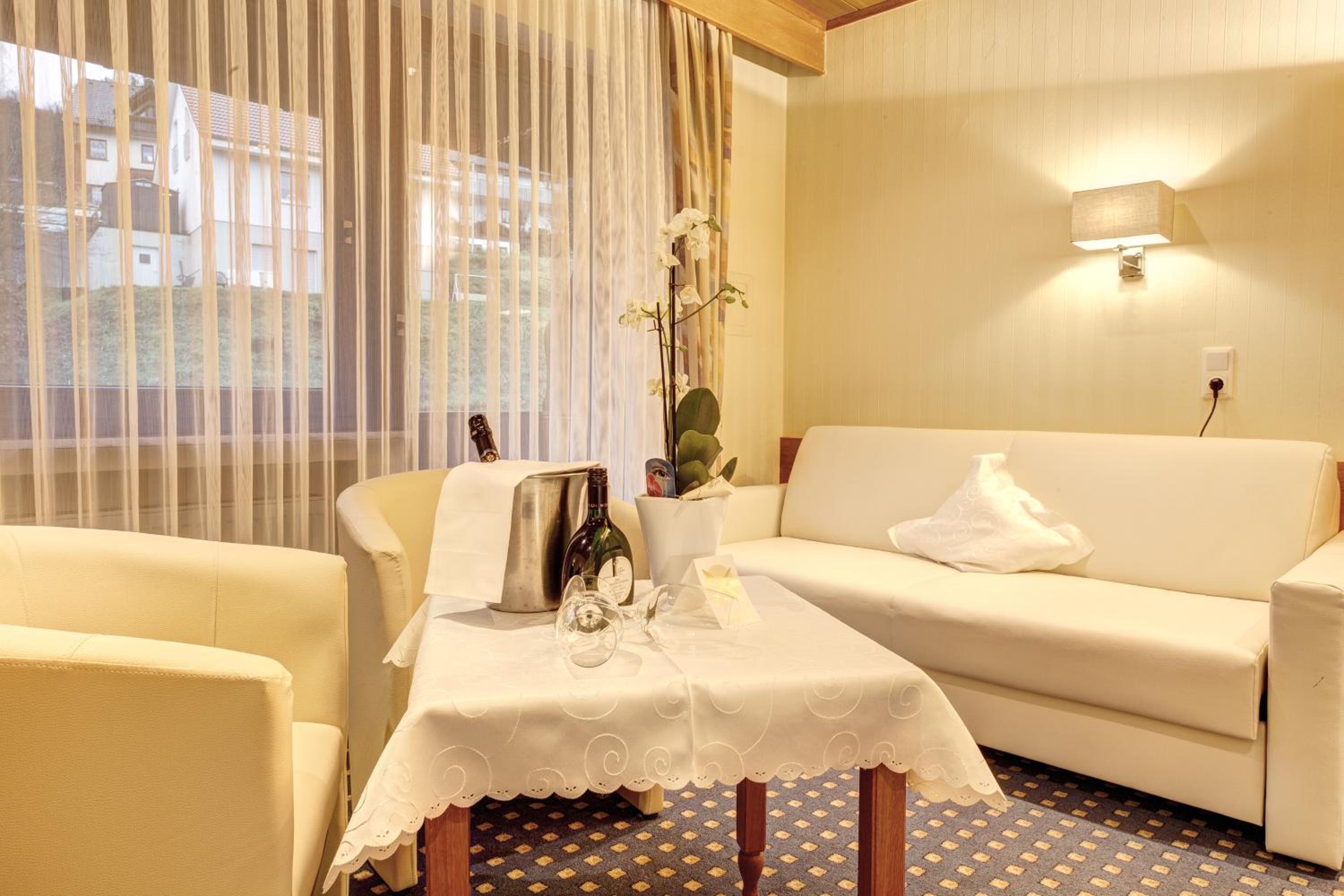 Deluxe Double Room with own steam bath photo 2