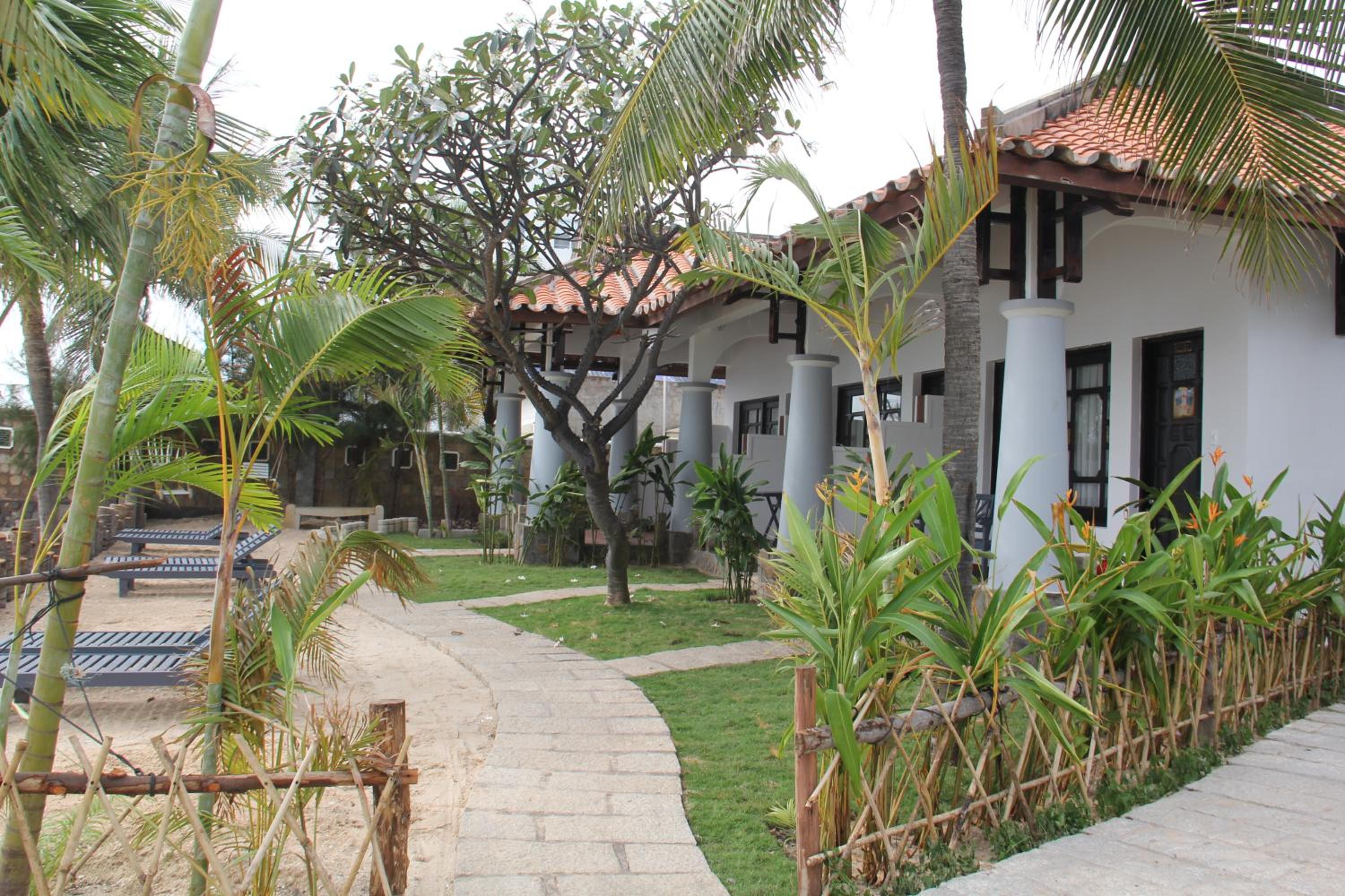 Bungalow - Beach Front photo 3