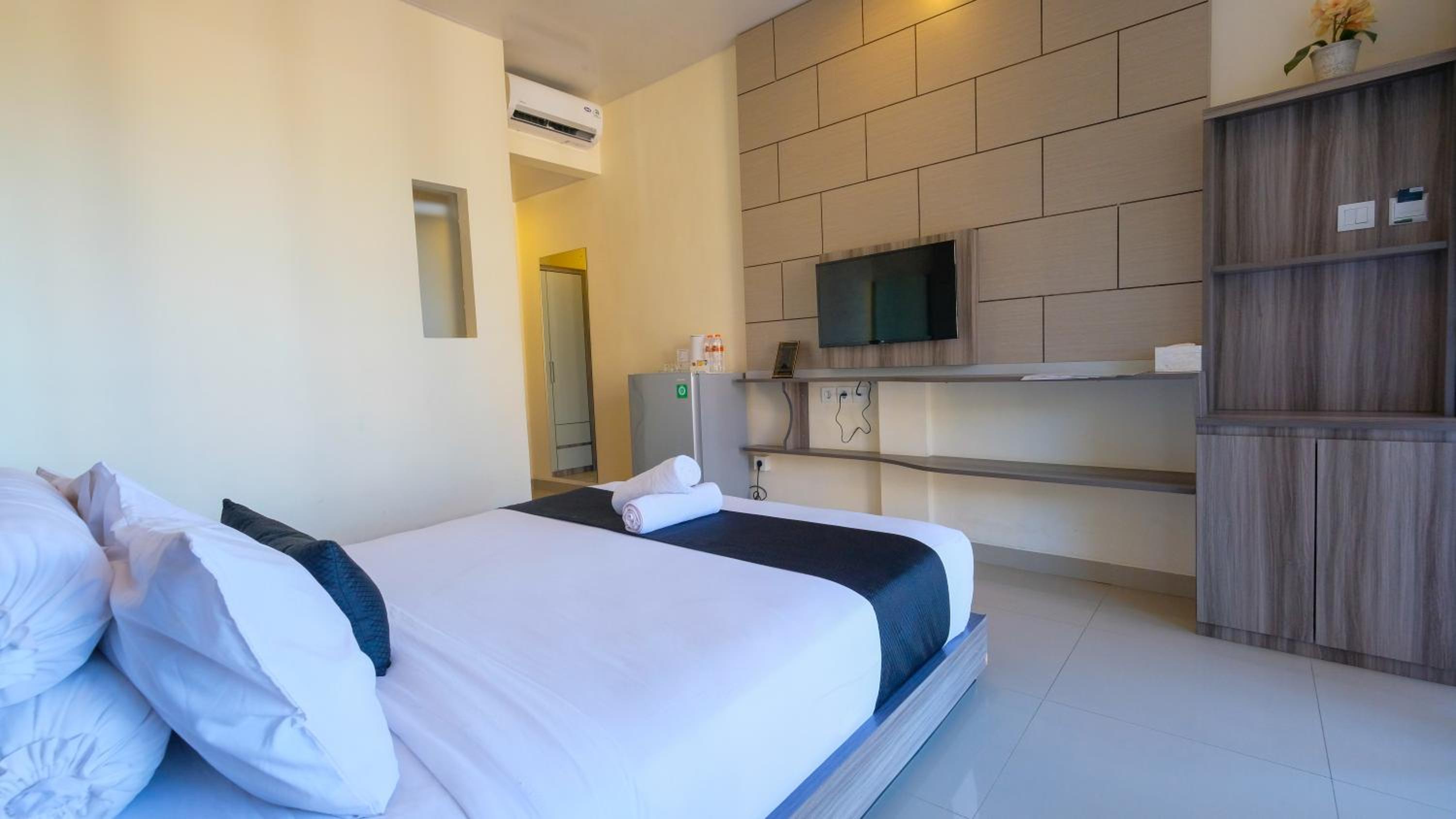 Deluxe Double Room with Balcony