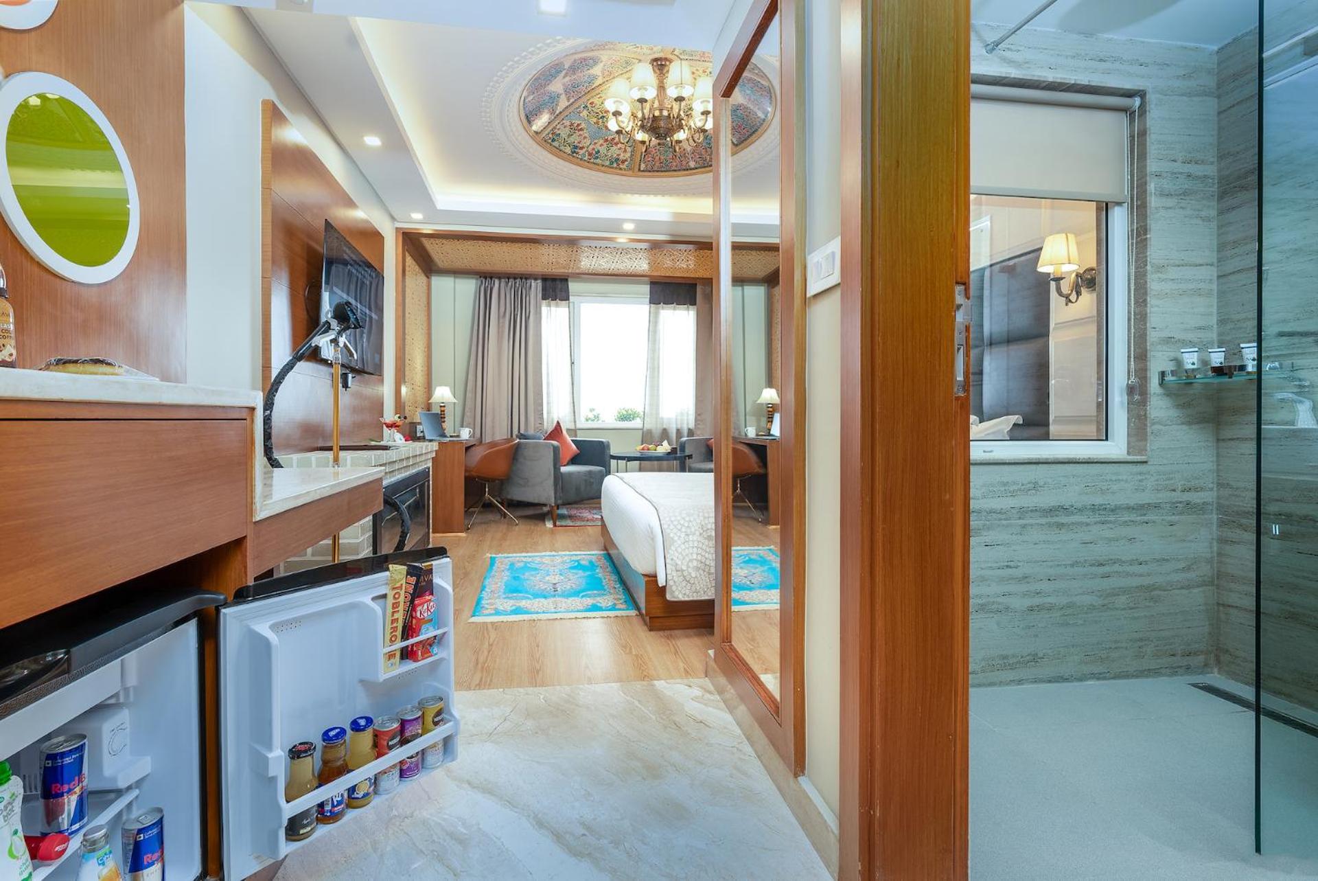 Deluxe King Room