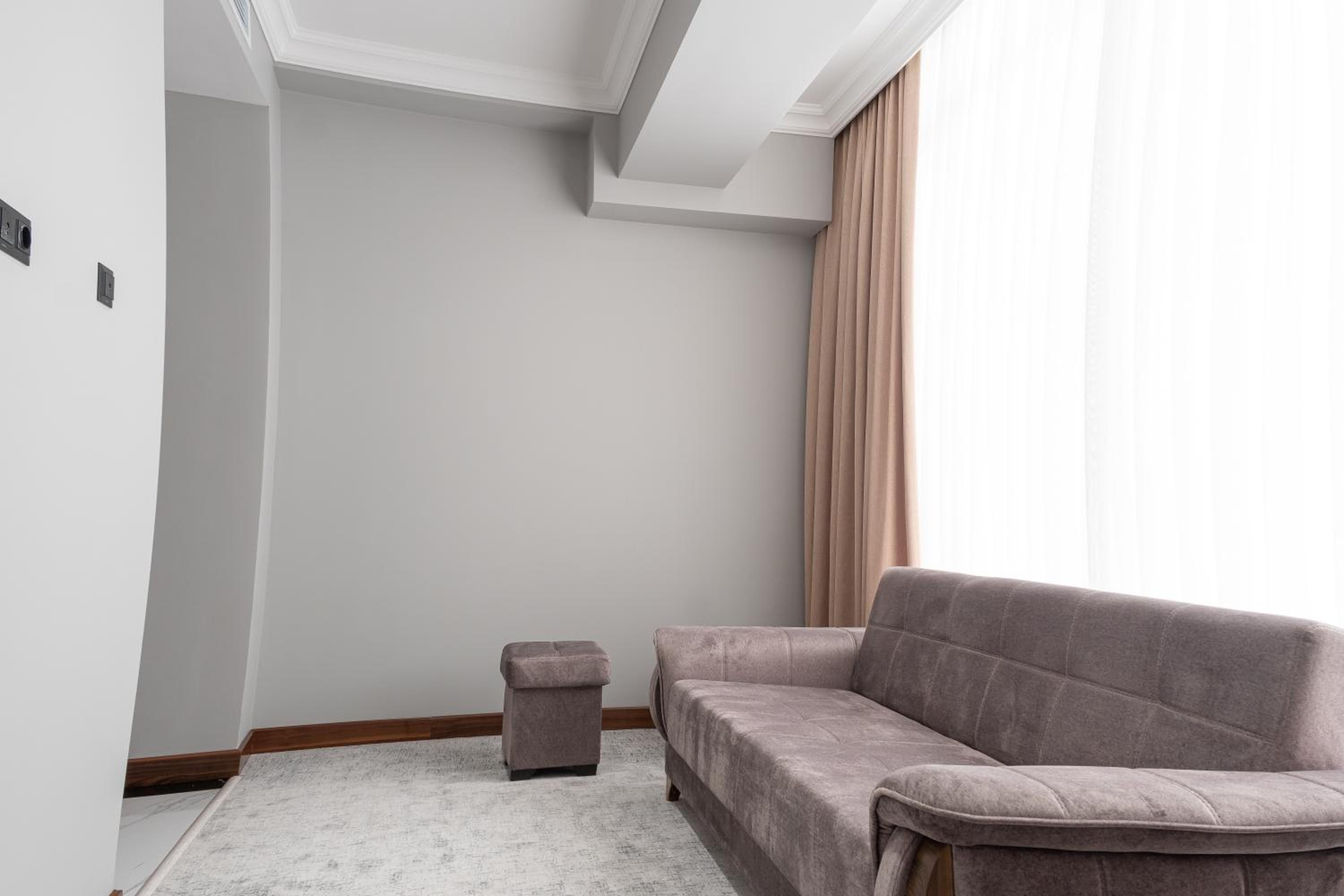 Executive Suite - Photo 7