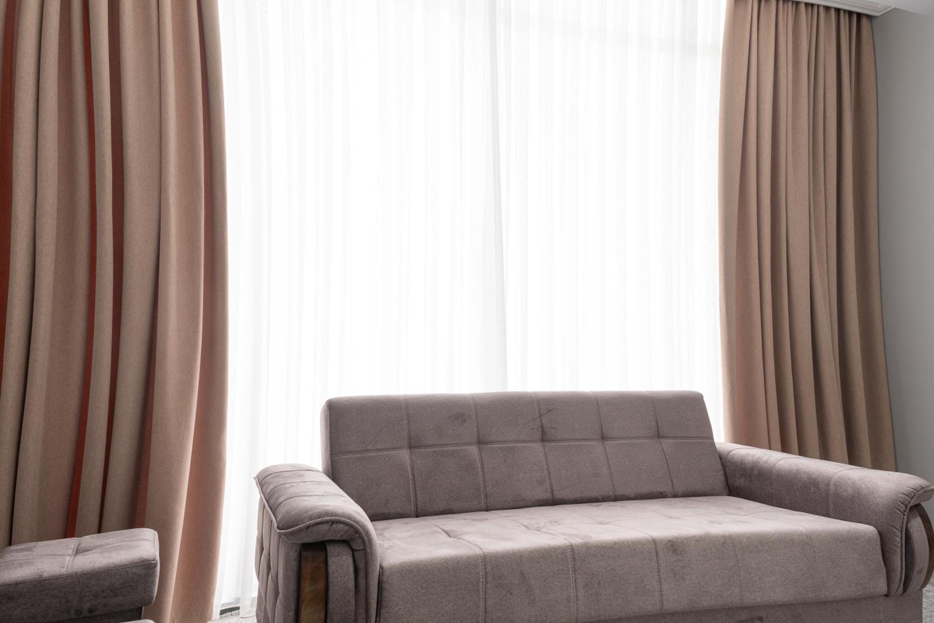 Executive Suite - Photo 6