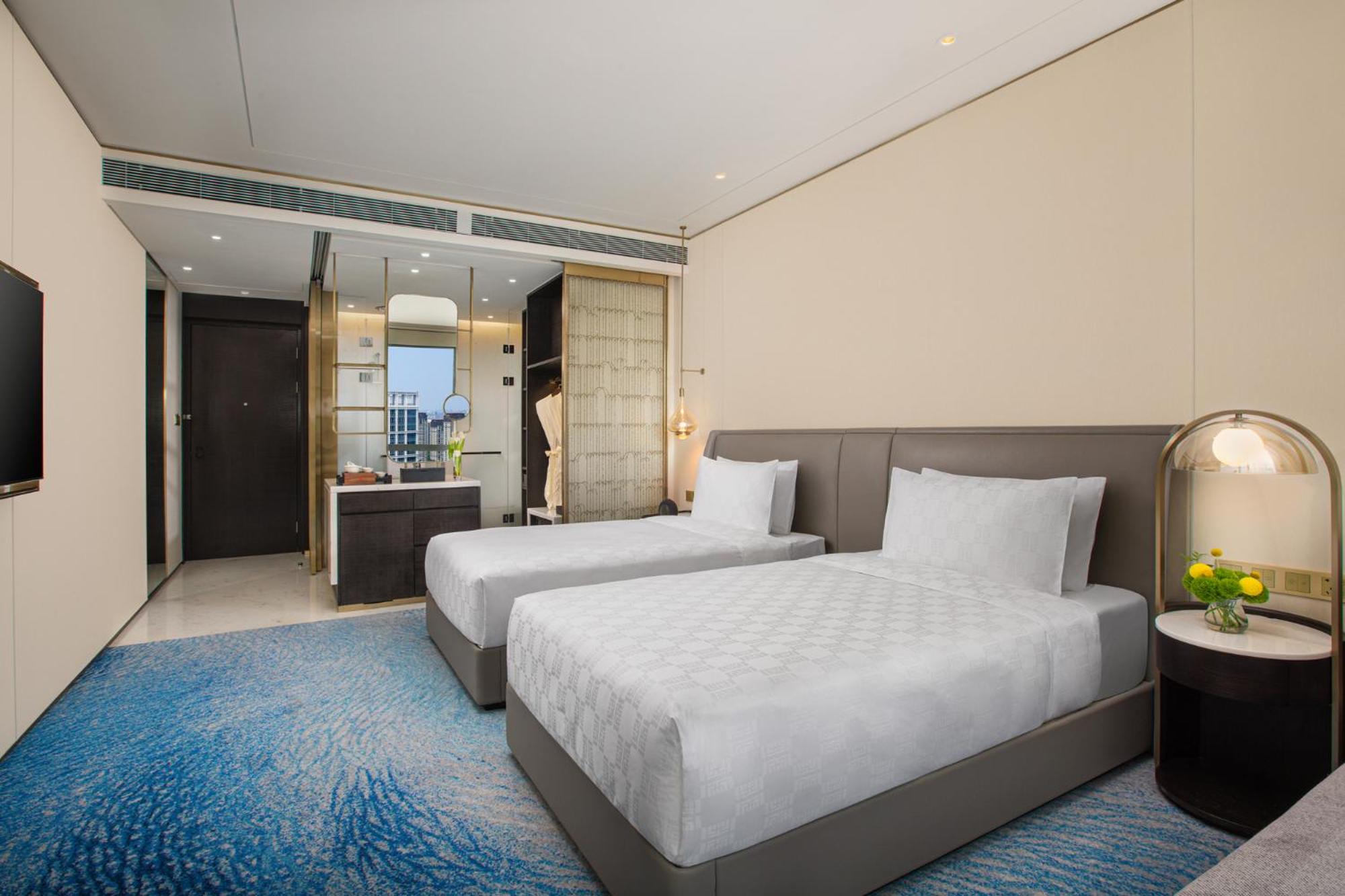 Standard Twin Room With City View