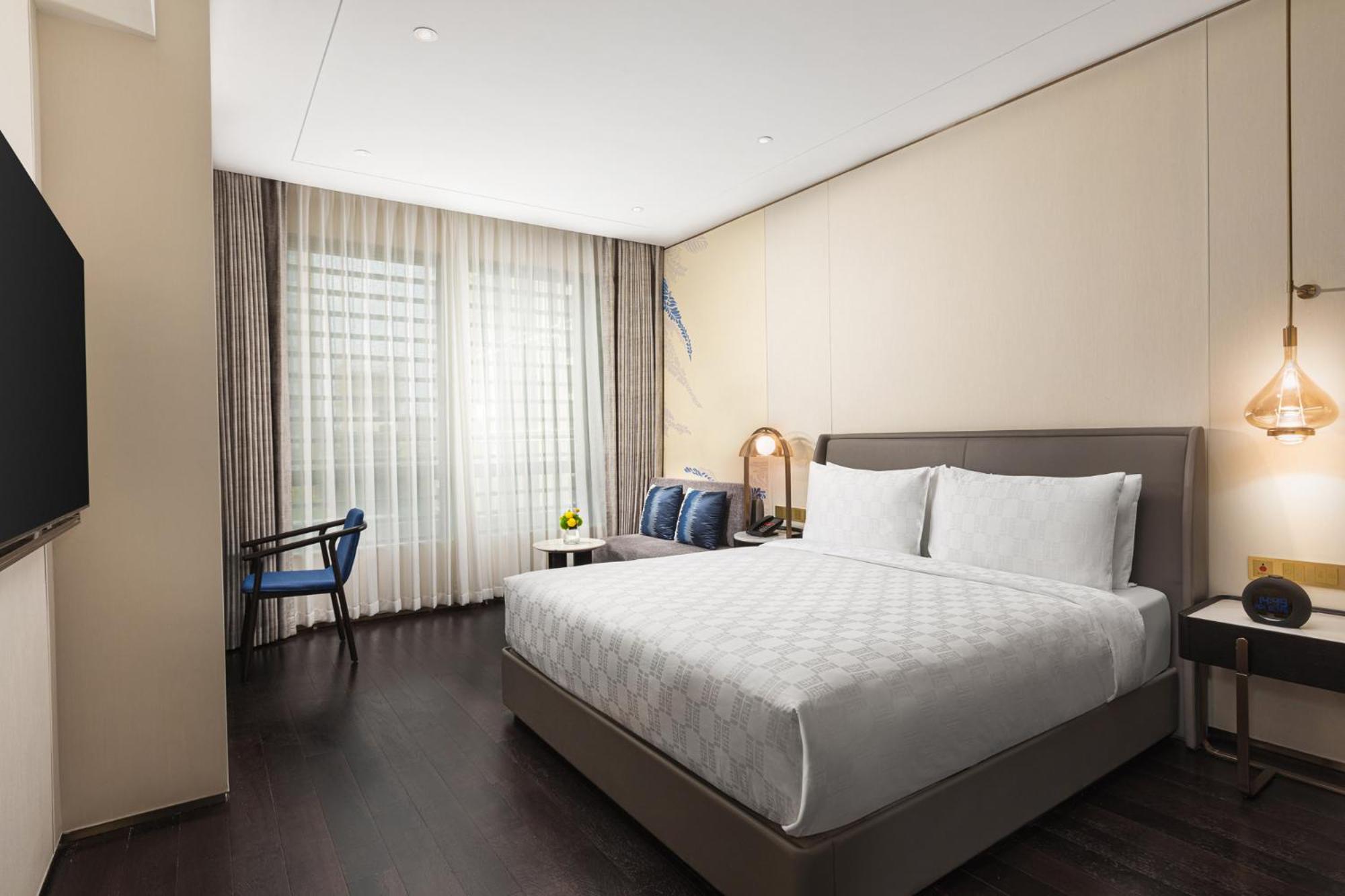 Standard King Room - Accessible