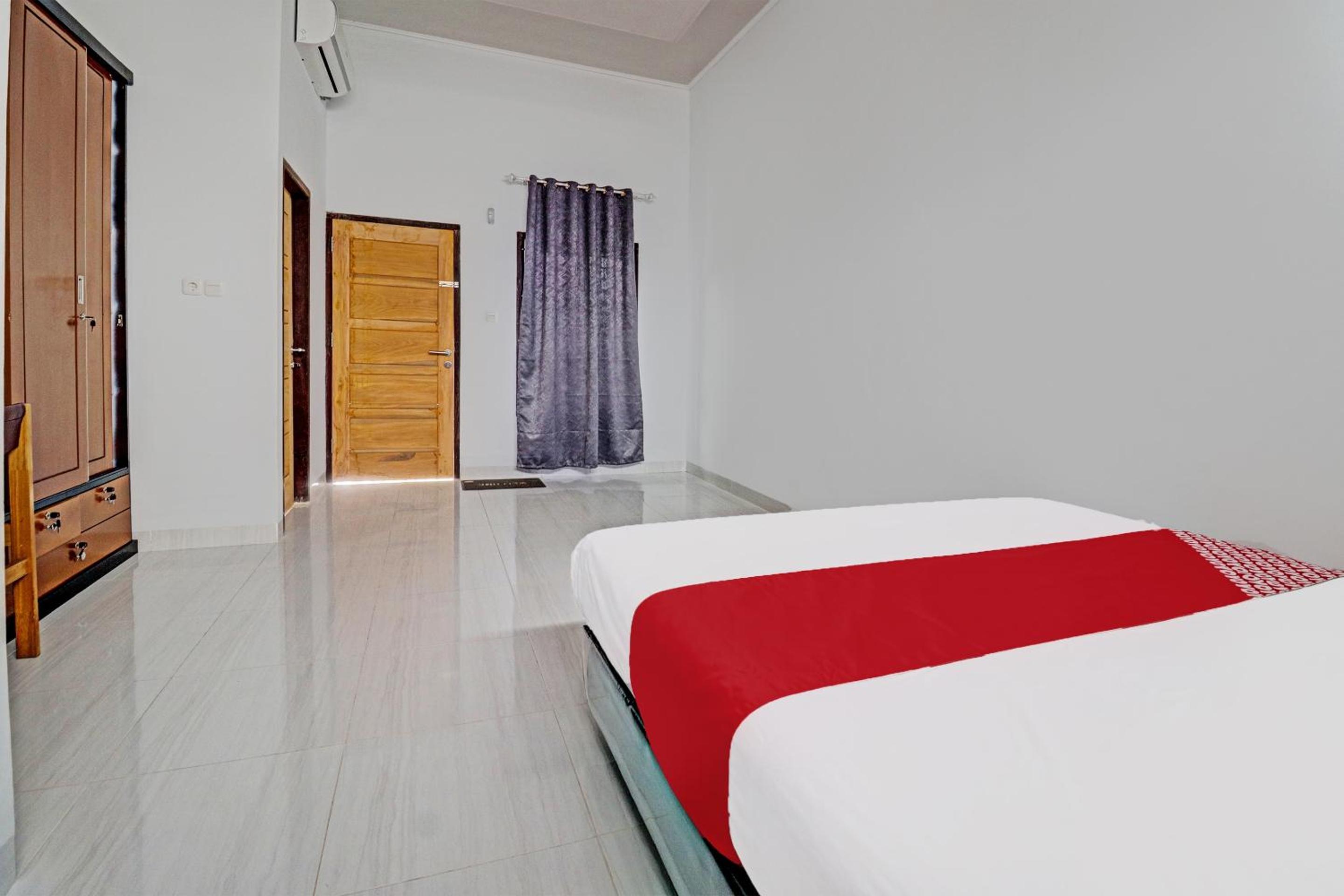 Deluxe Double Room photo 2