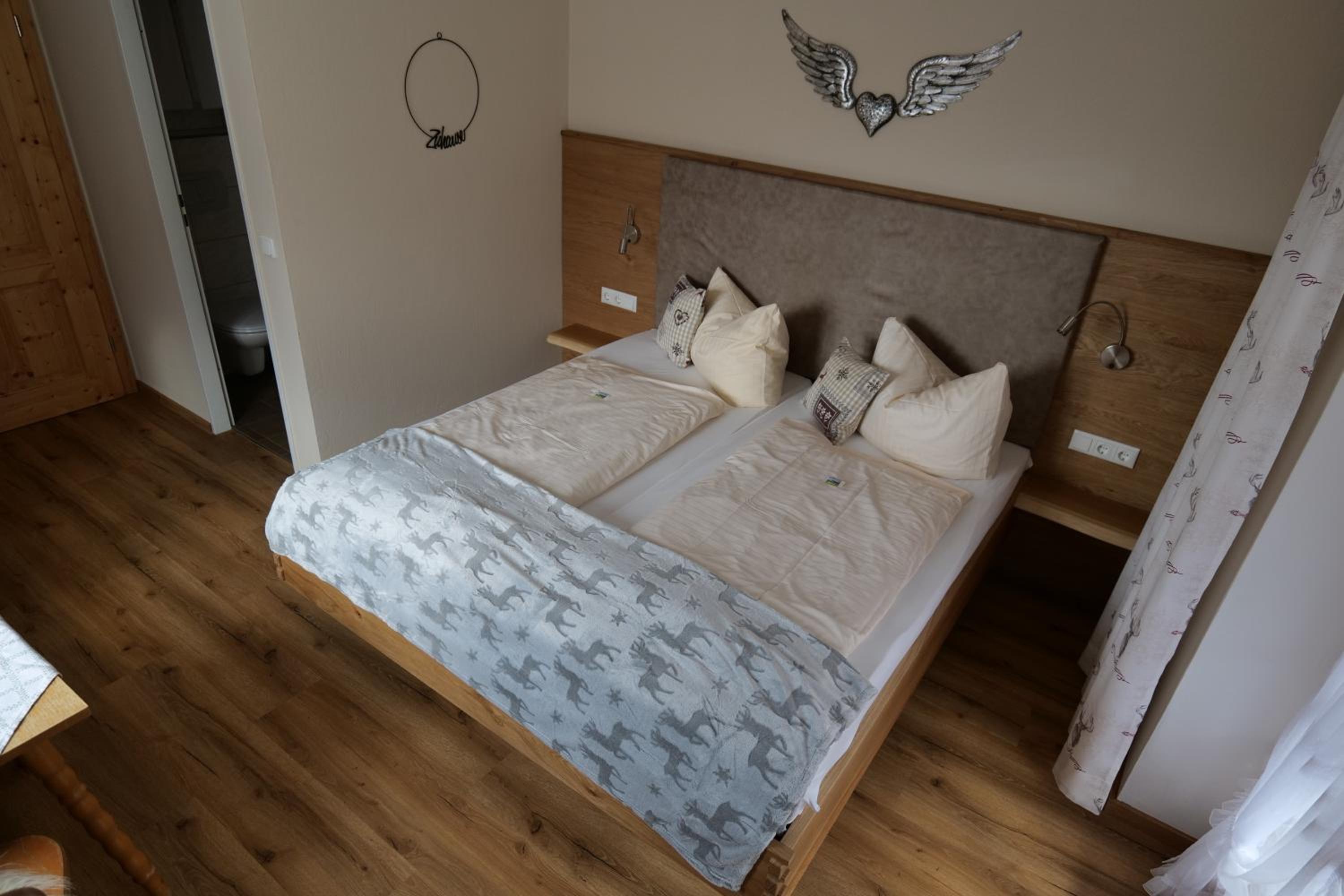 Standard Double Room photo 2