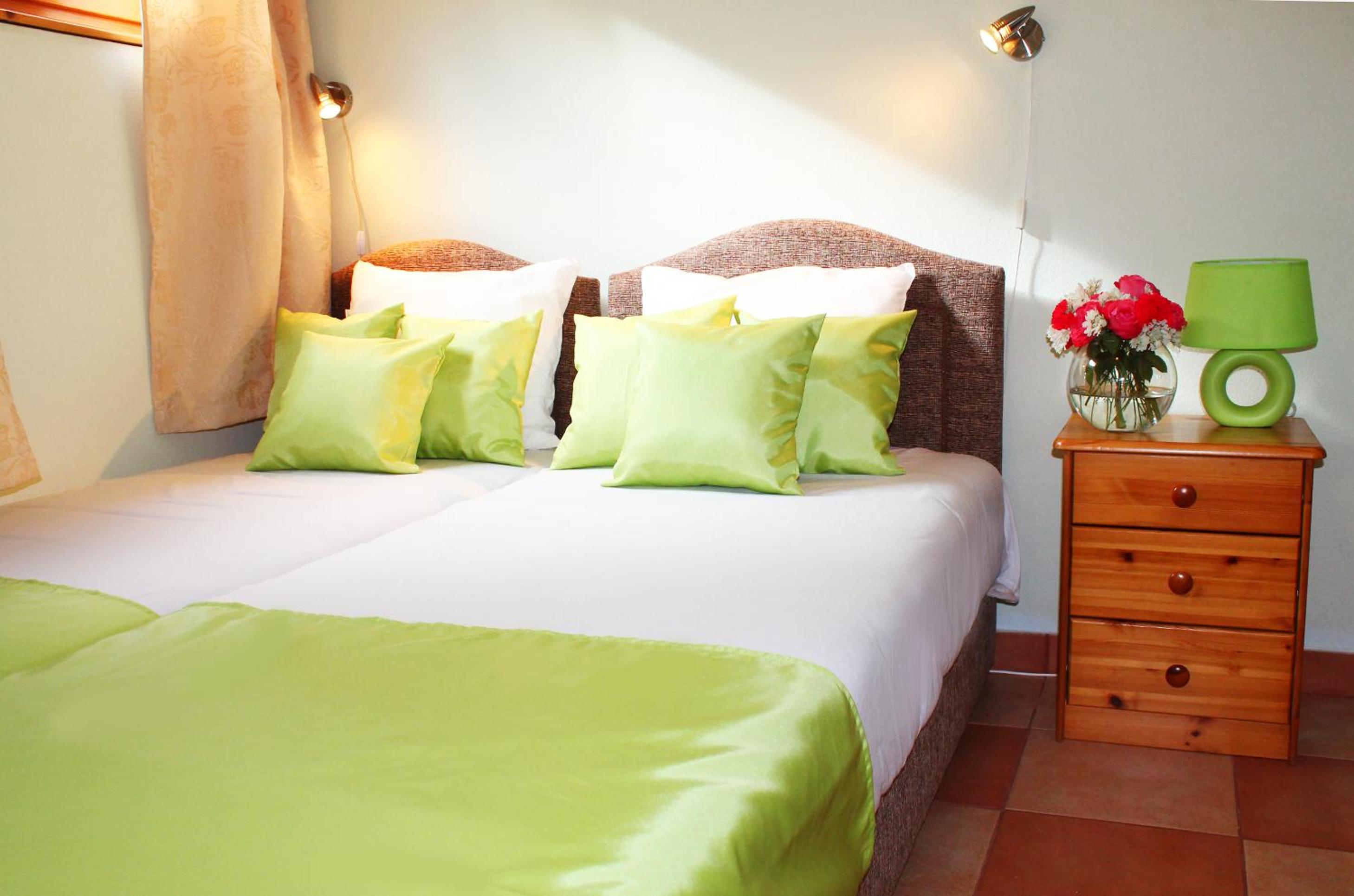 One-Bedroom Apartment with Sea View