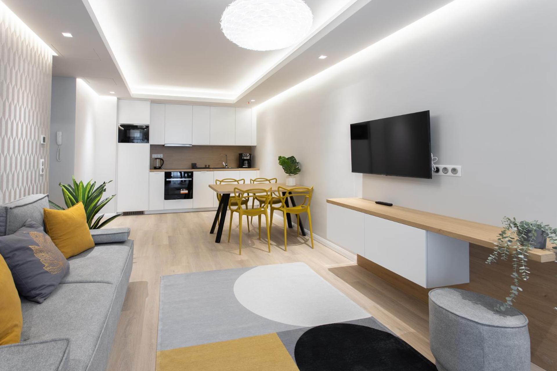 Two-Bedroom Apartment - Photo 2