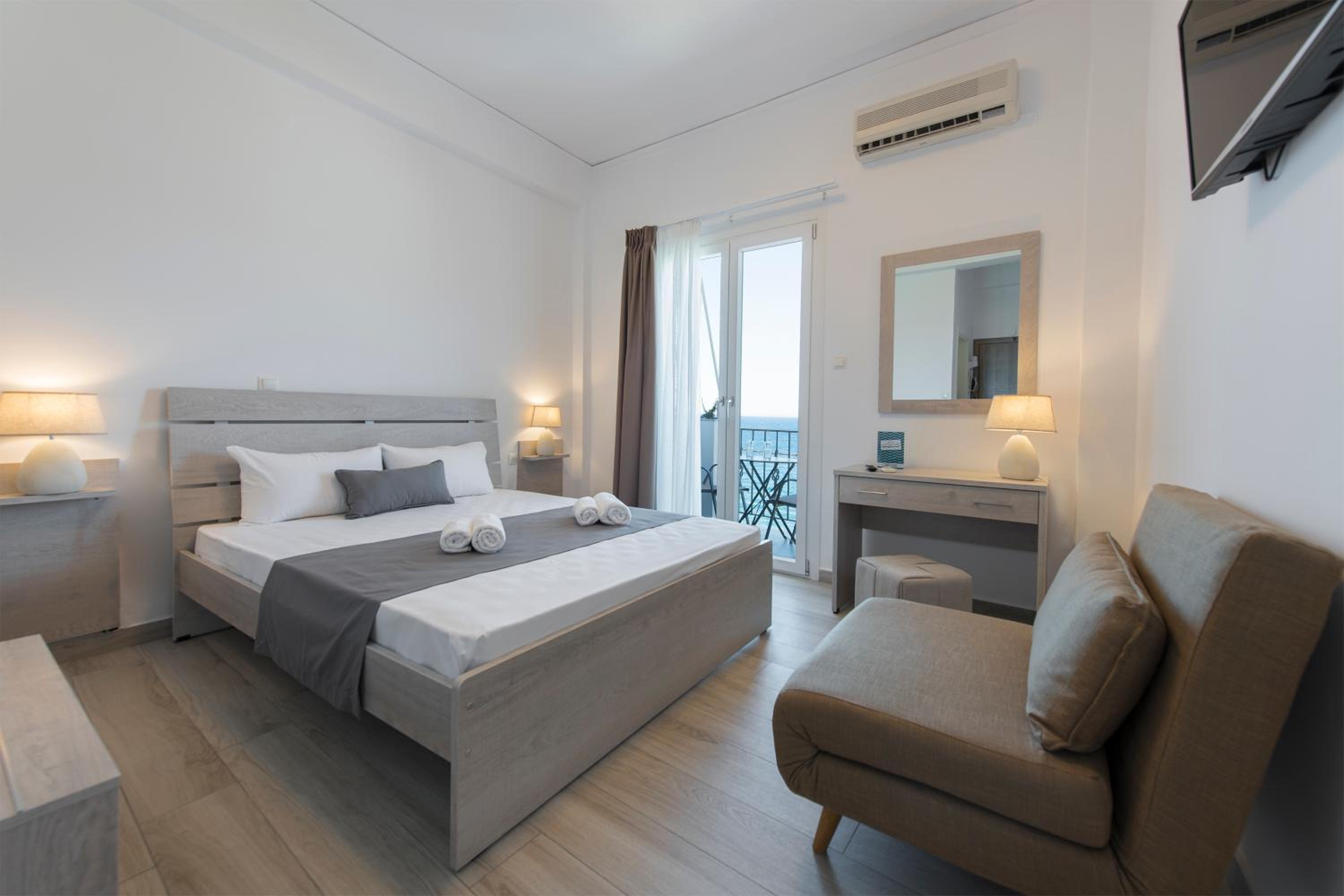 Superior Room with Sea View photo 1