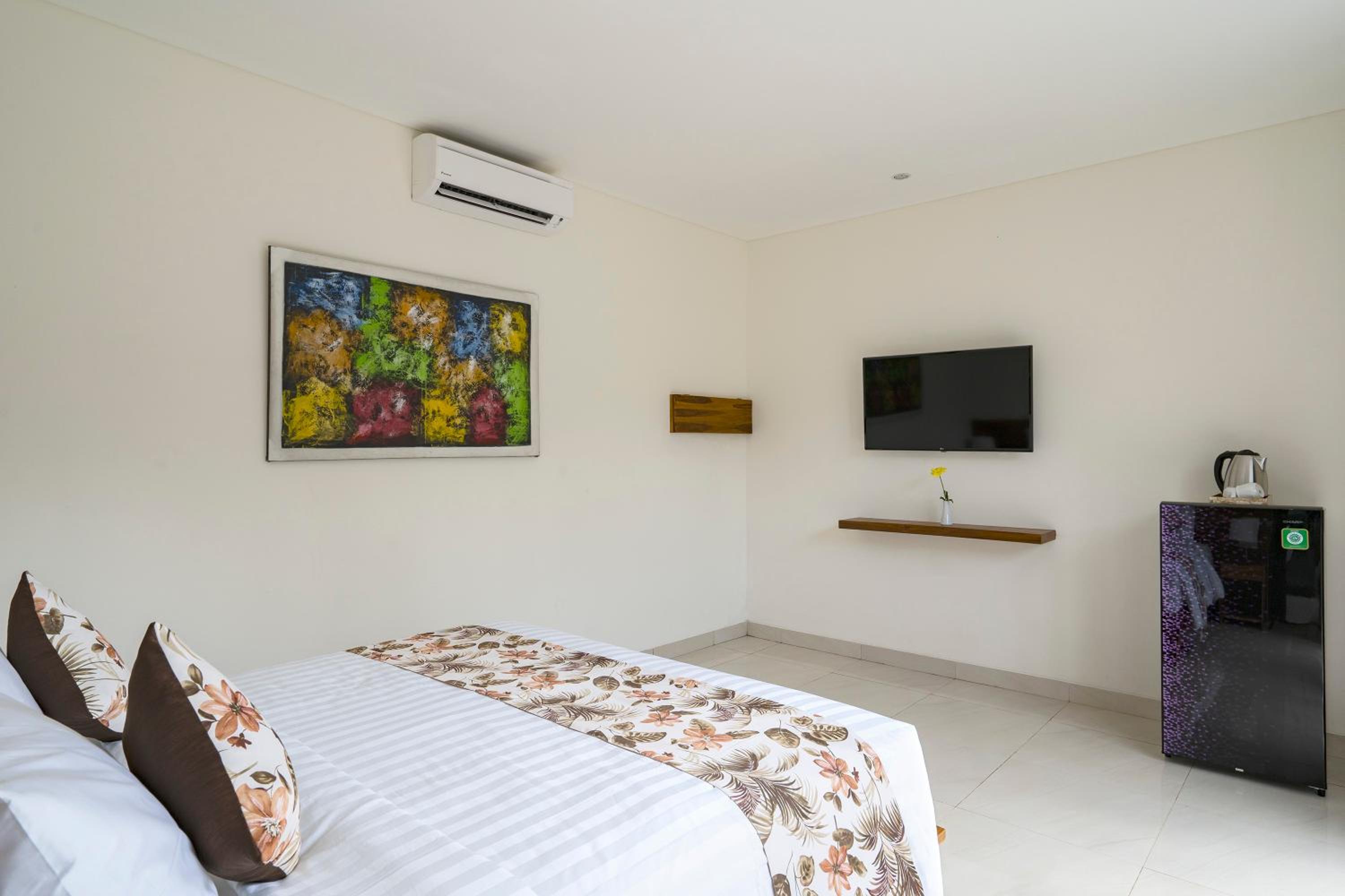 Two-Bedroom Villa with Private Pool - Photo 13