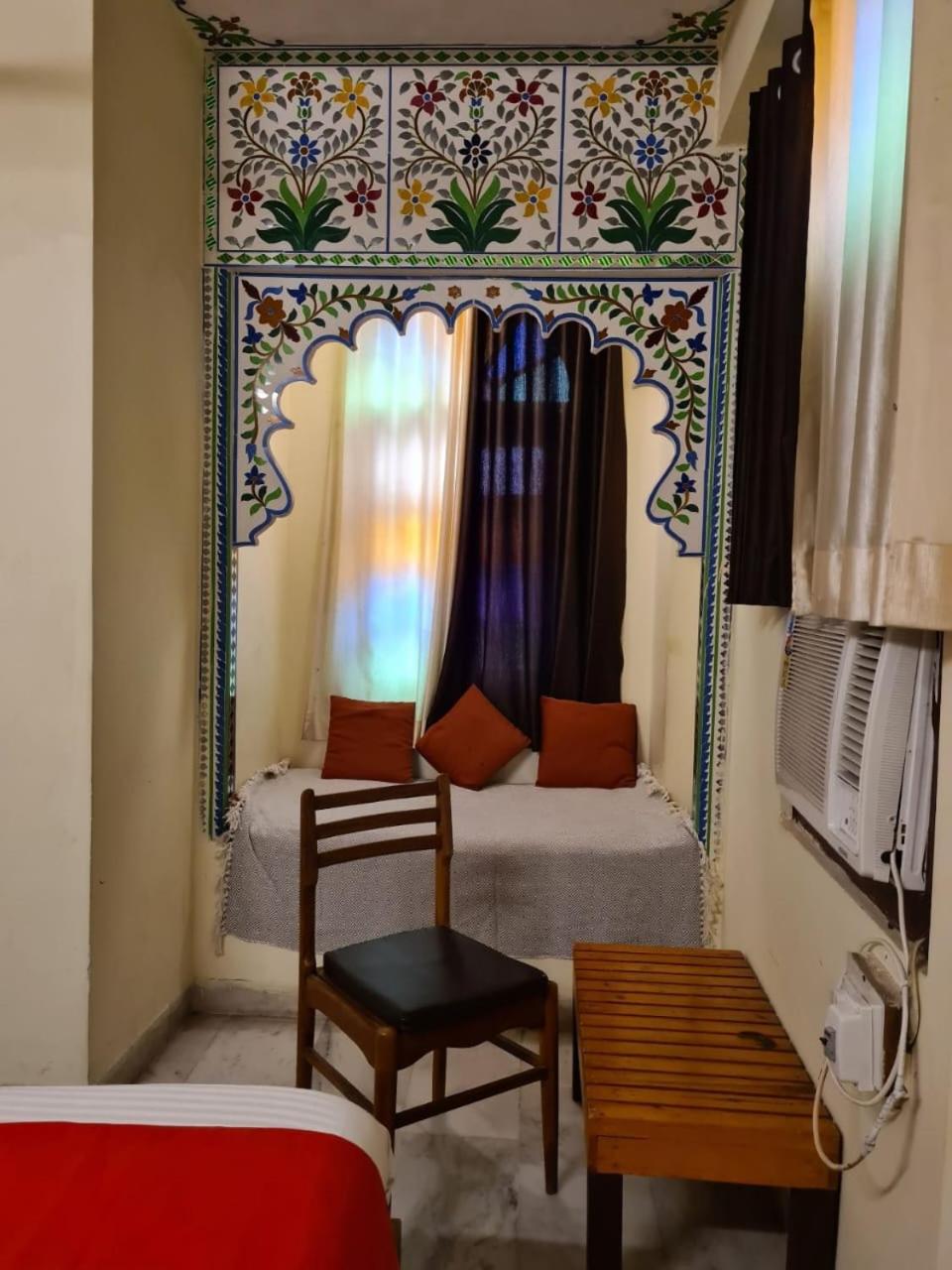 Superior Jharokha Room - Photo 6
