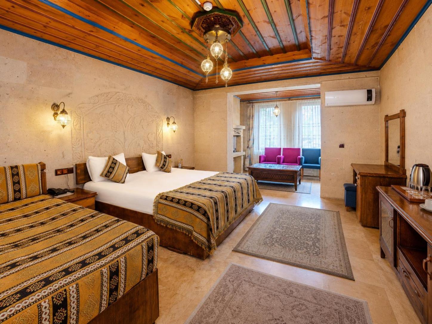 Deluxe Triple Room photo 1
