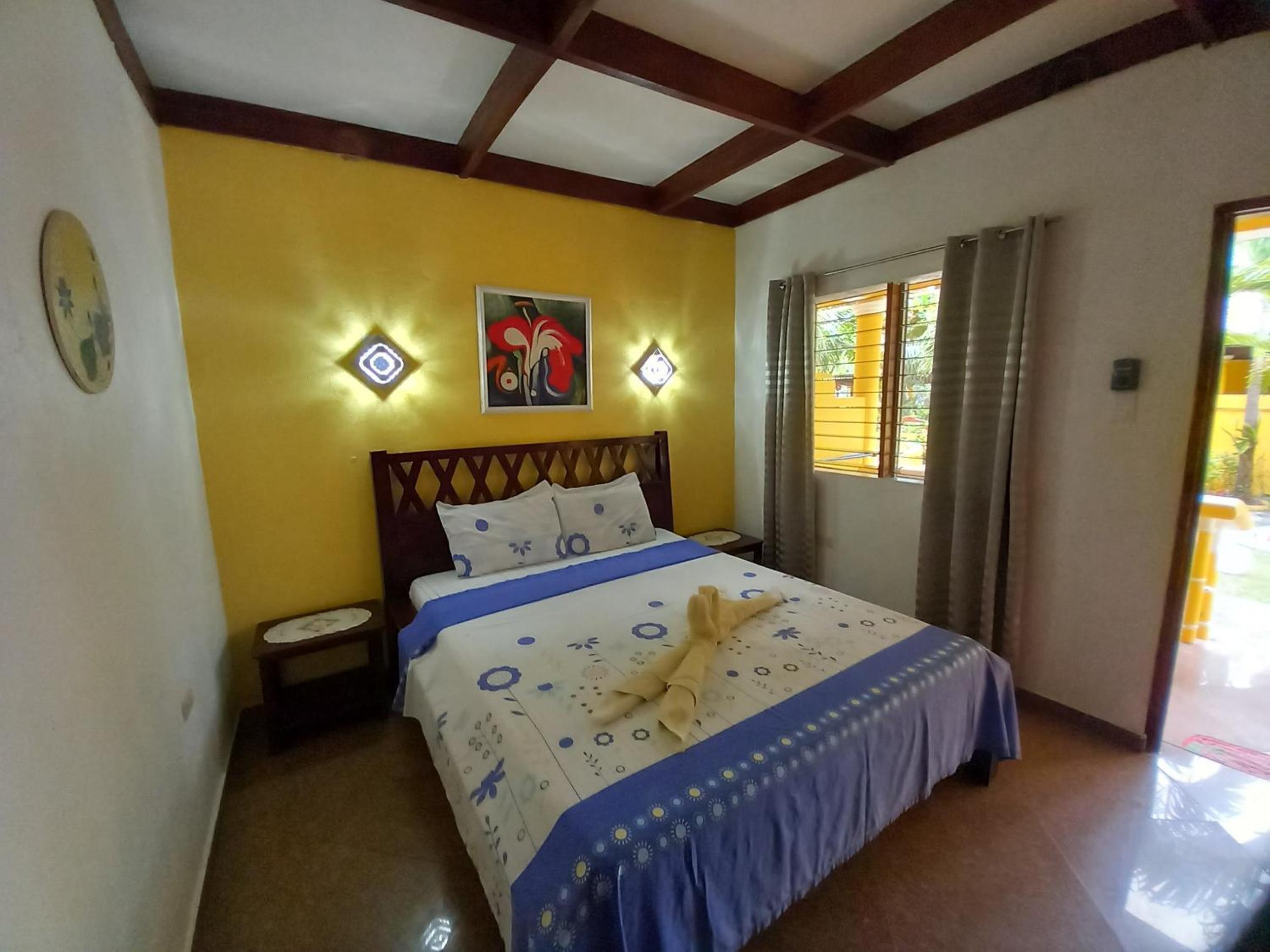 Budget Room - Photo 1